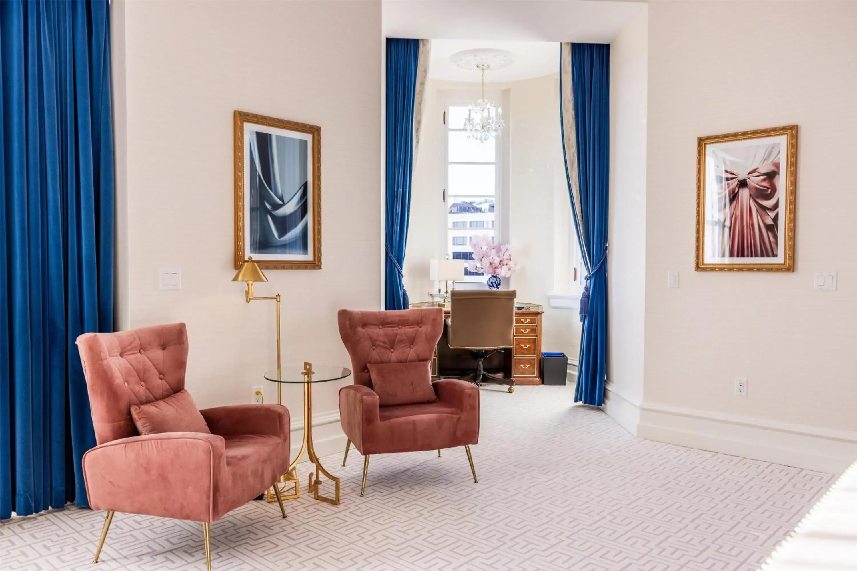 Bedroom in Waldorf Astoria Washington DC Bedroom in Waldorf Astoria Washington DC