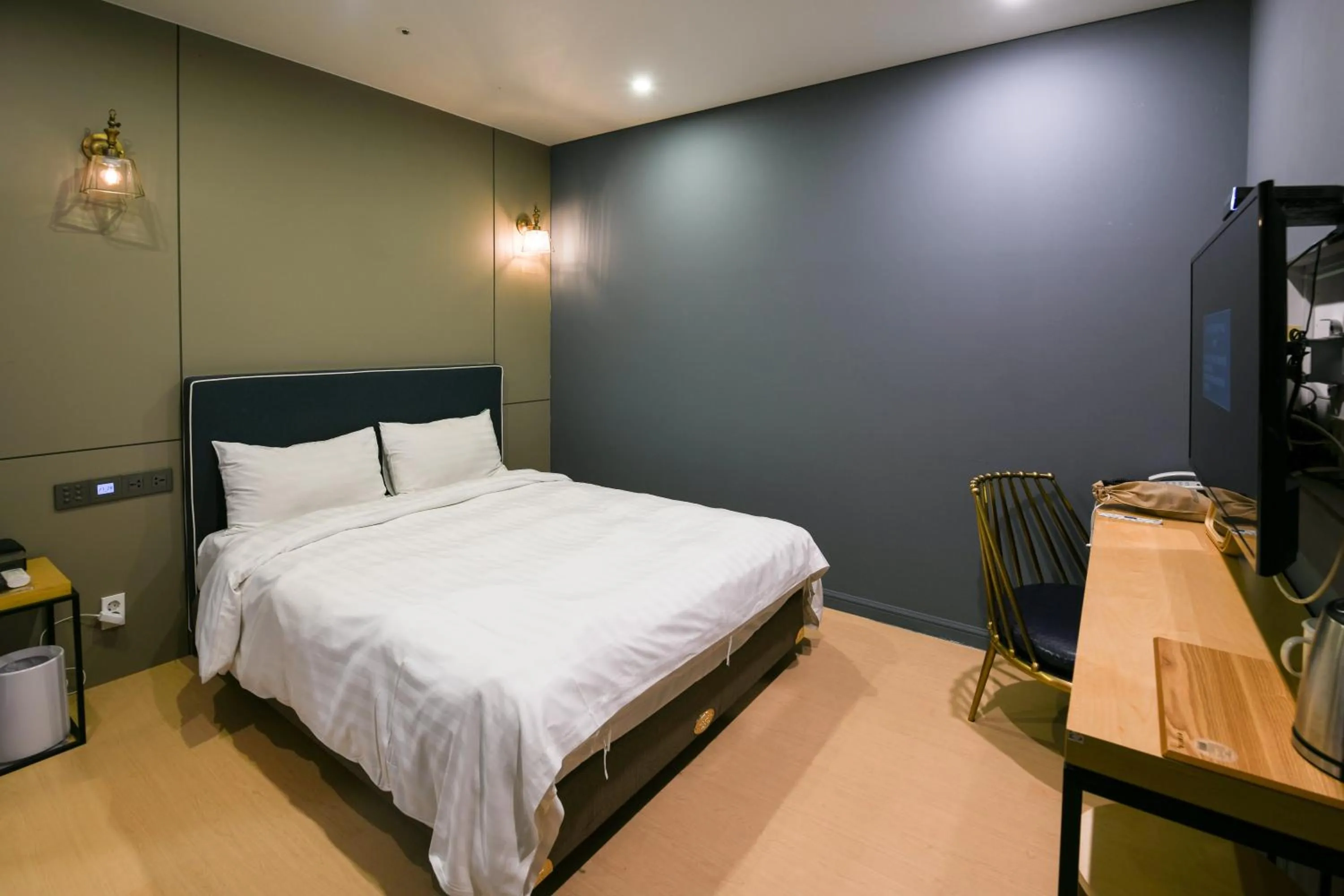 Bed in Urban Island Hotel Jeju