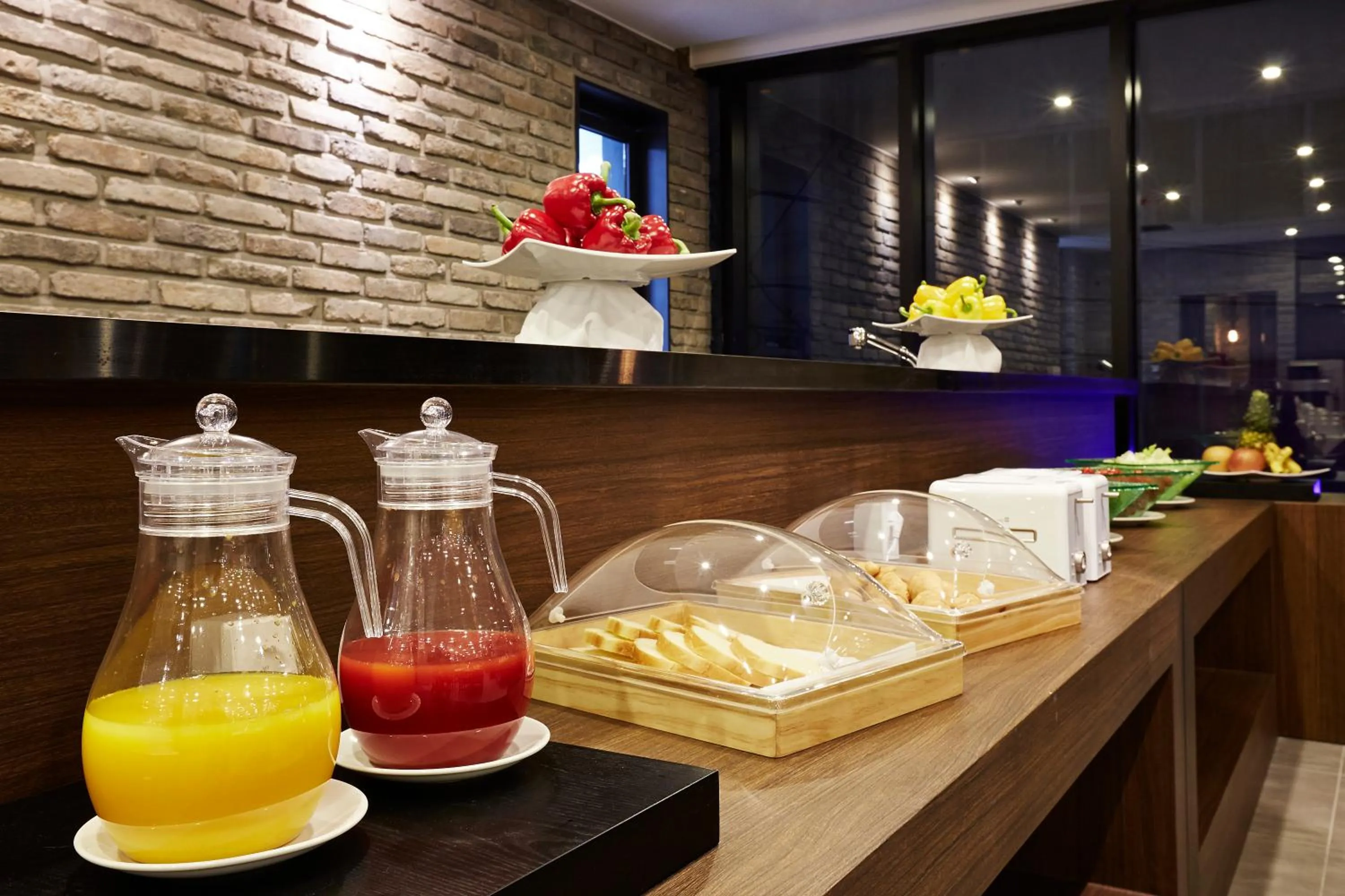 Restaurant/places to eat in Urban Island Hotel Jeju