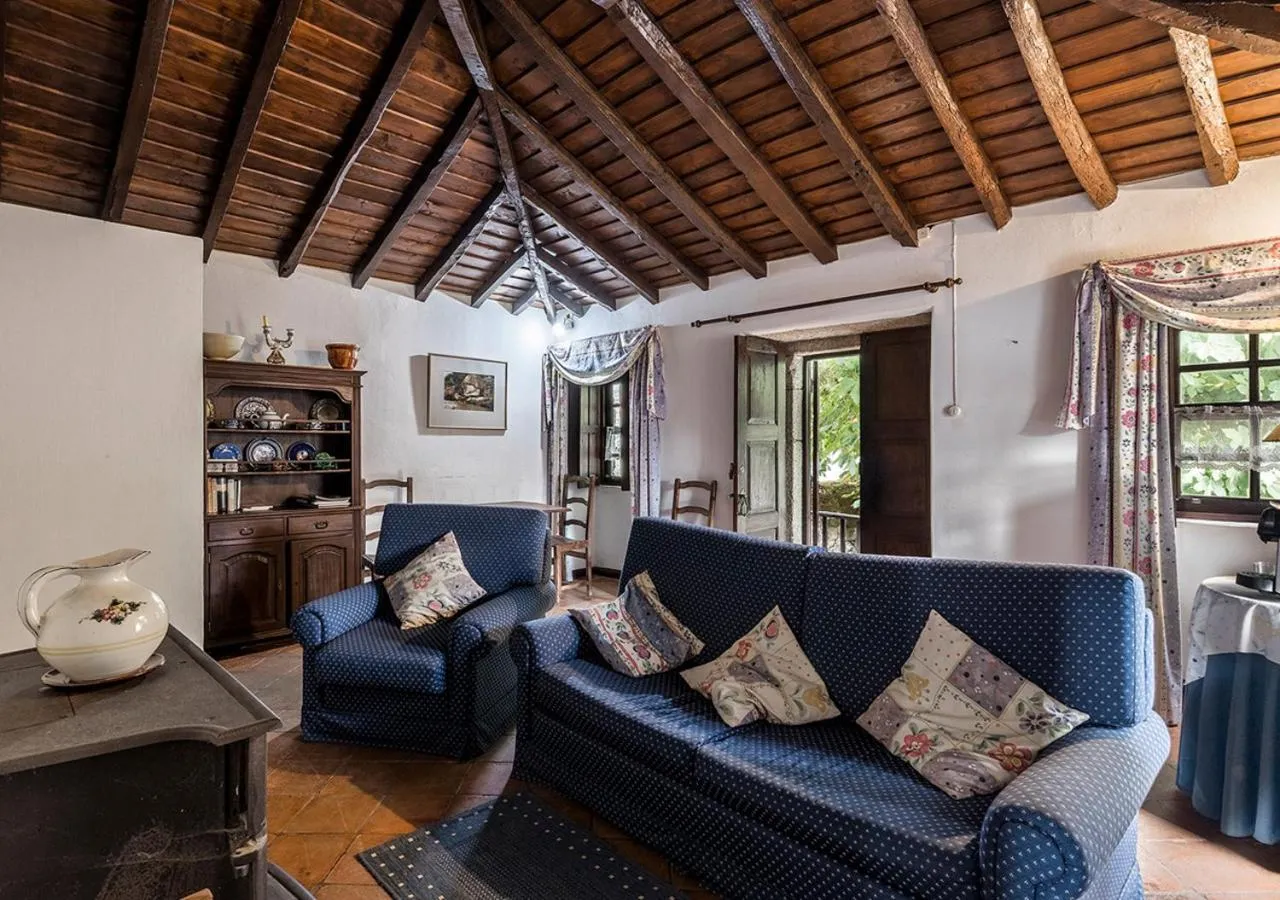 Communal lounge/ TV room in Quinta Santa Isabel