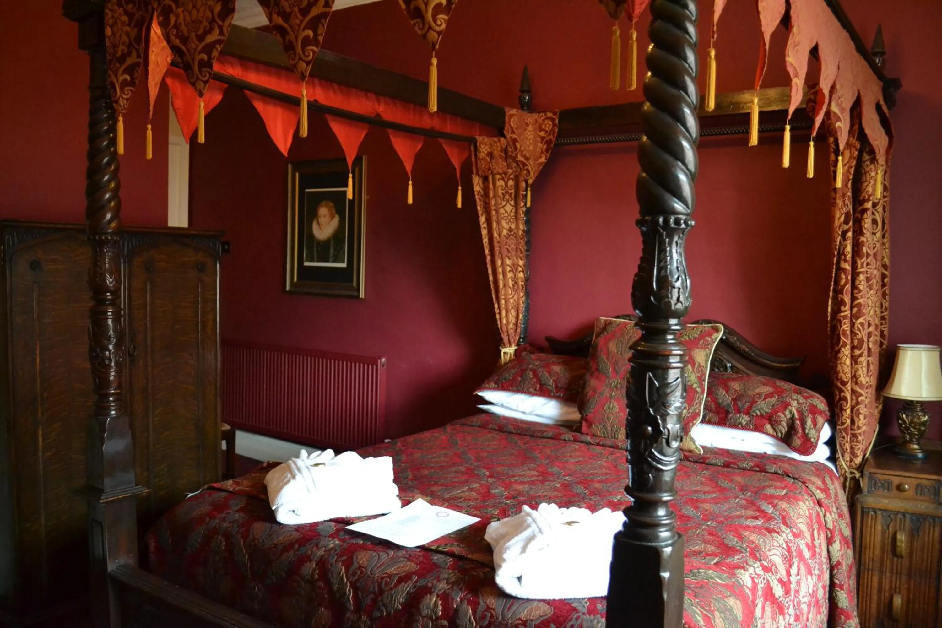 Bed in The Red Lion