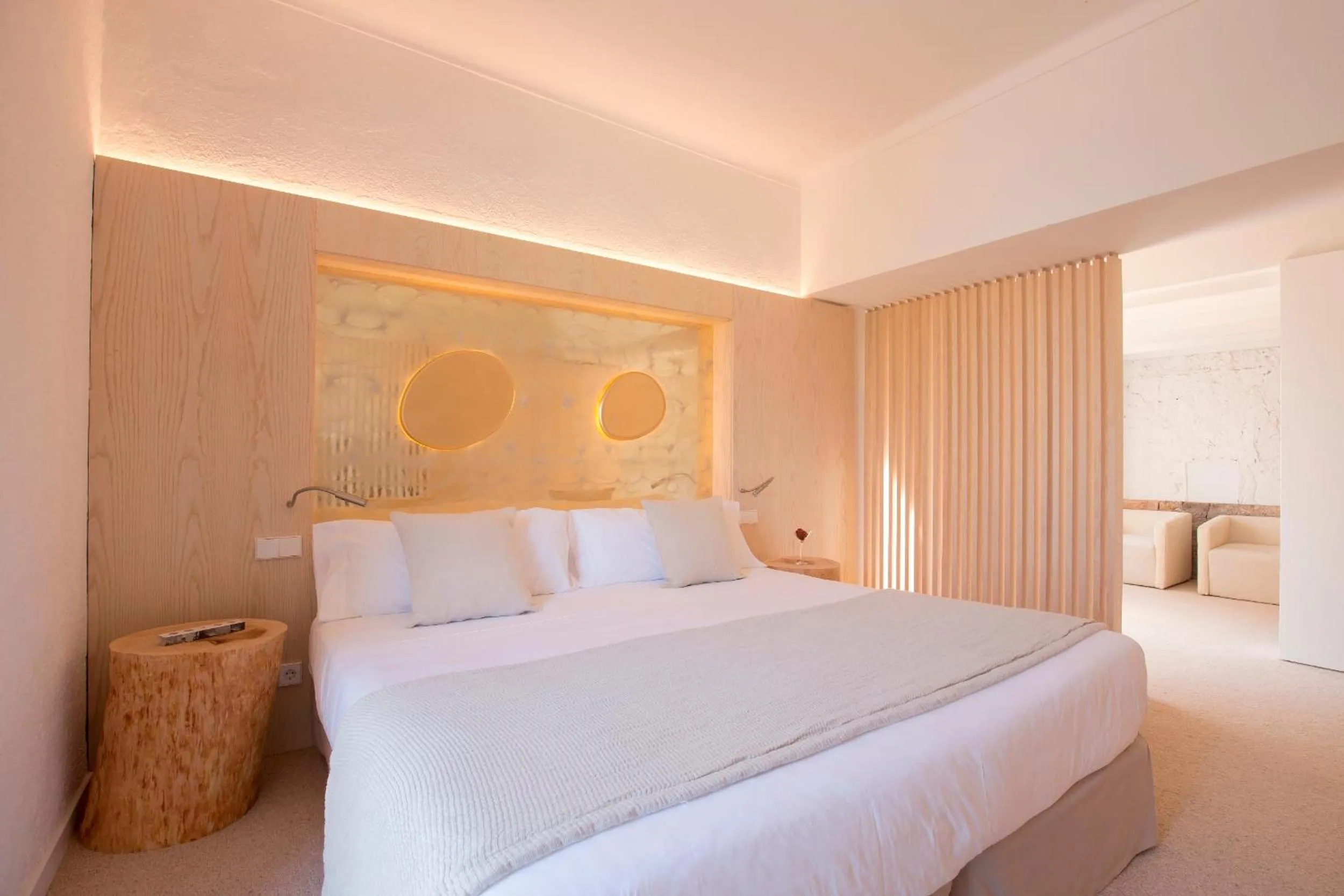 Photo of the whole room, Bed in Can Simoneta - Adults Only