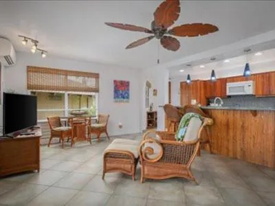 TV and multimedia in Kanaloa at Kona by OUTRIGGER