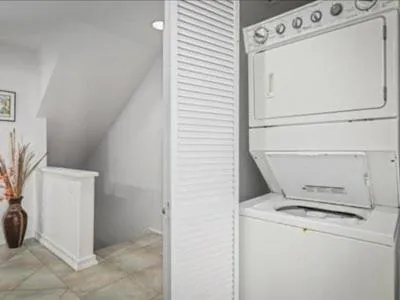 washing machine in Kanaloa at Kona by OUTRIGGER