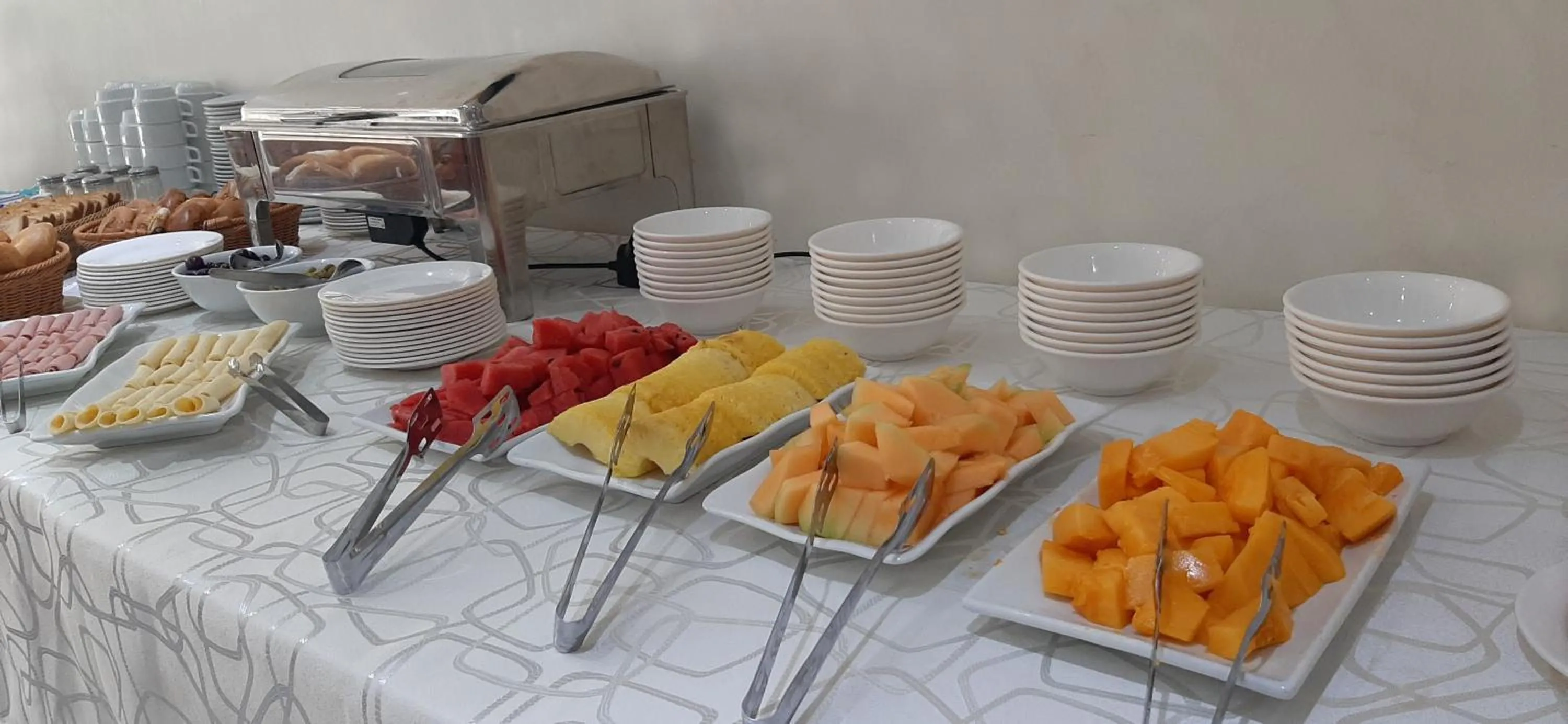 Breakfast in Swan Hotel