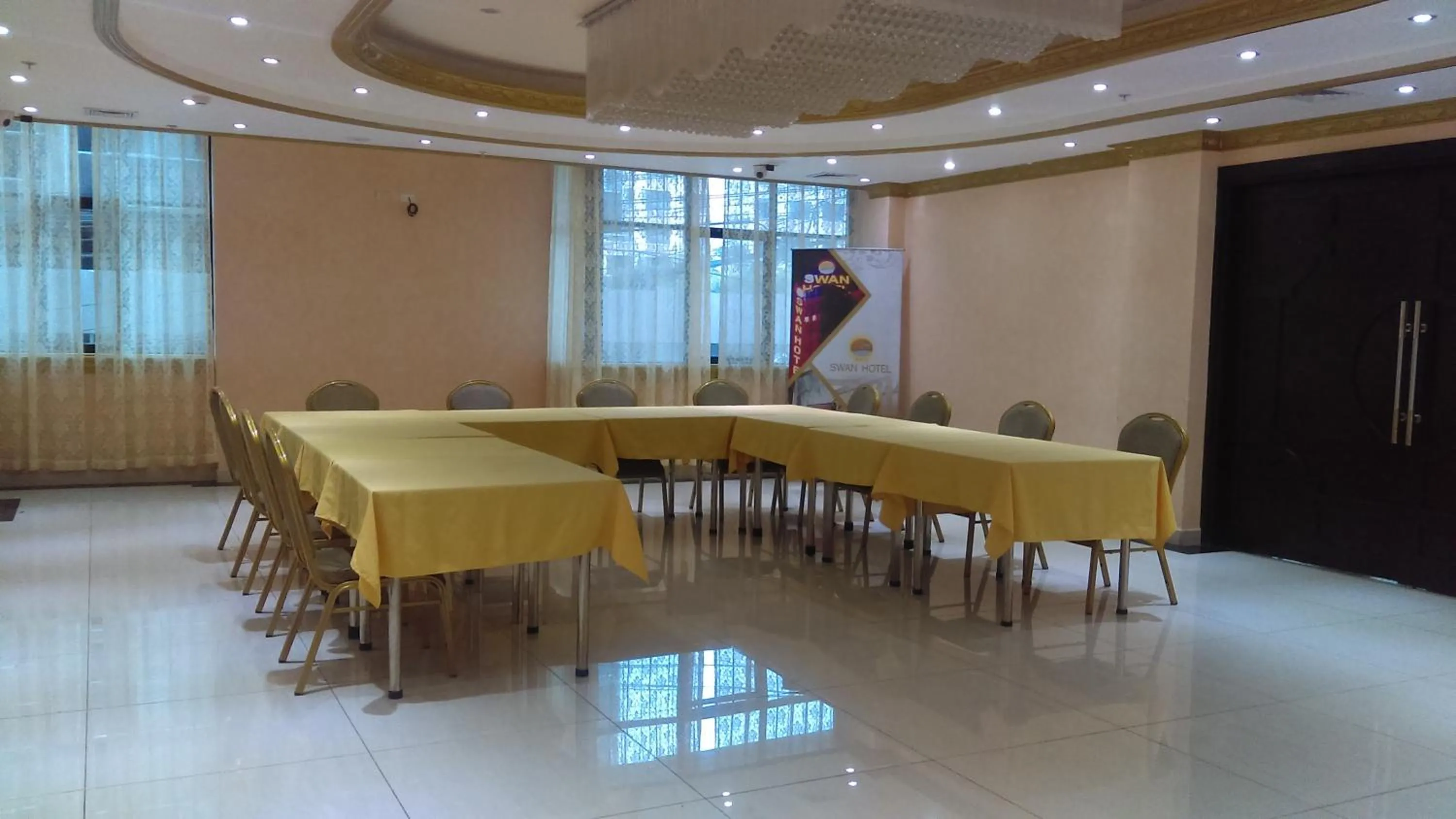 Business facilities in Swan Hotel