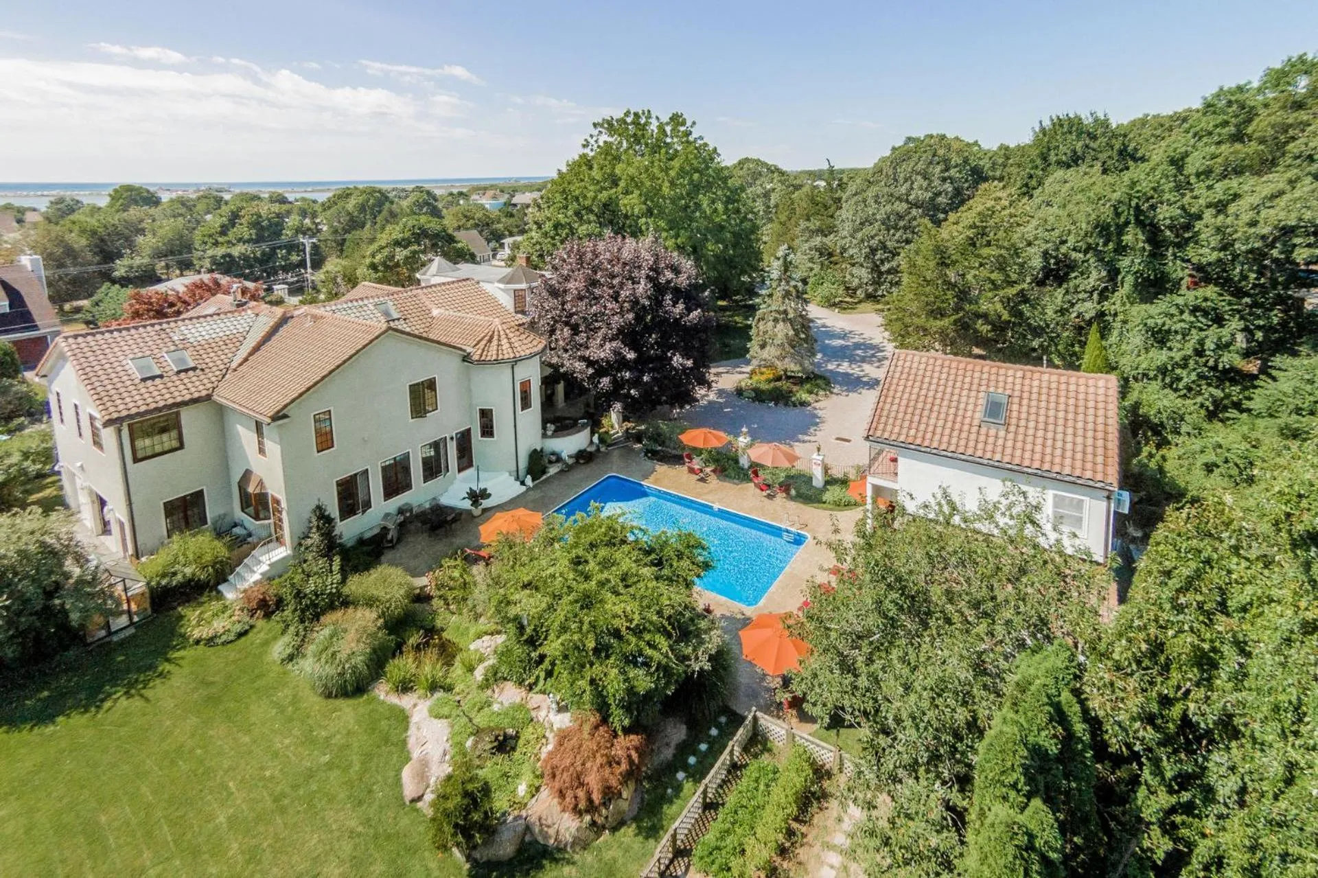 Patio in The Villa Bed and Breakfast