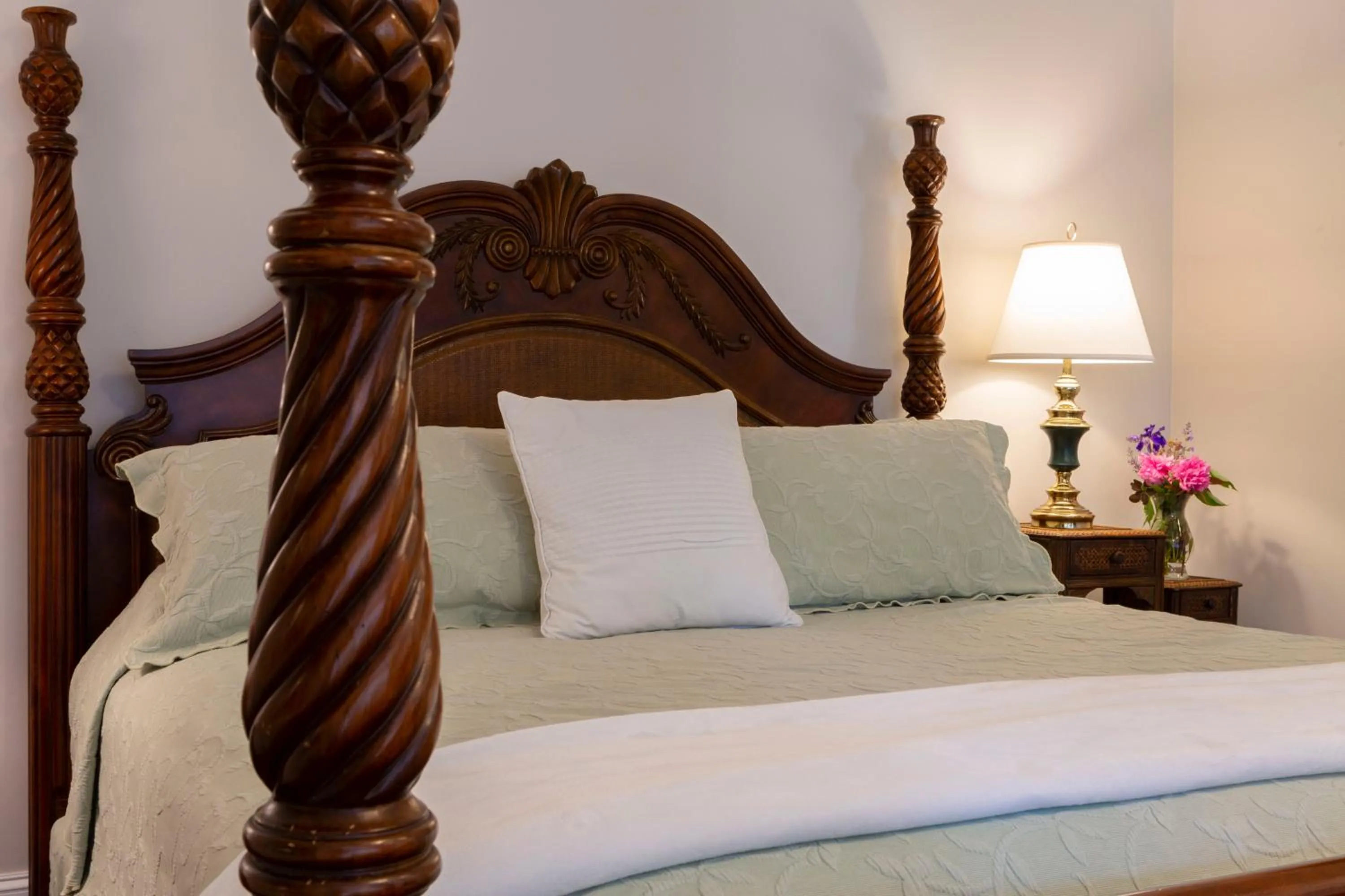 Bed in The Villa Bed and Breakfast