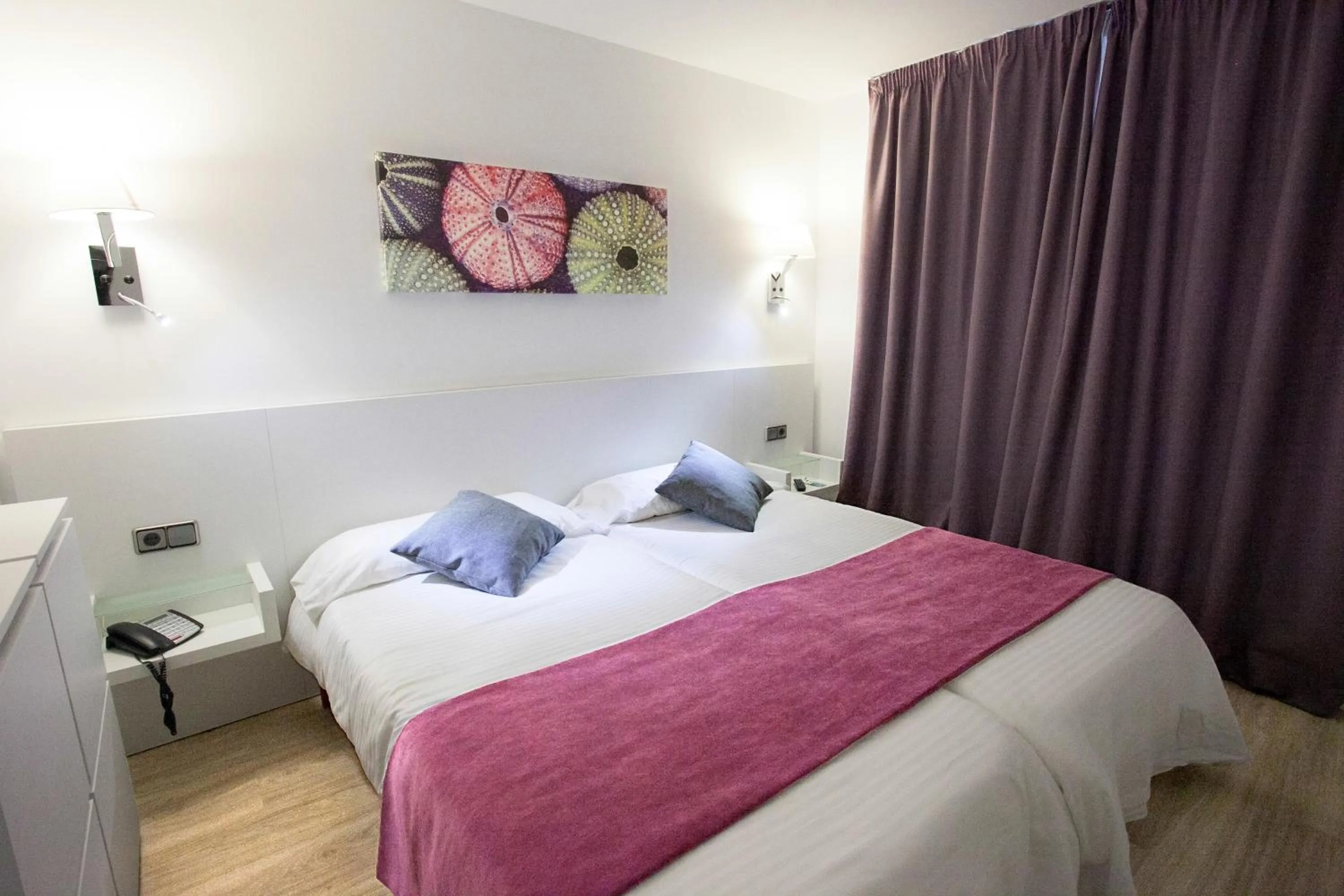 Bedroom, Bed in Hotel Morlans