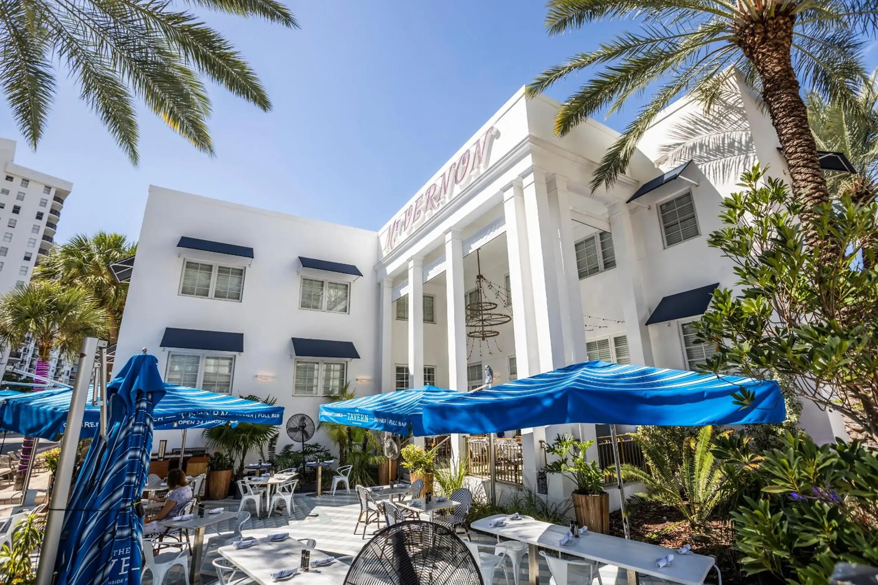 Property building in Oceanside Hotel and Suites Property building in Oceanside Hotel and Suites