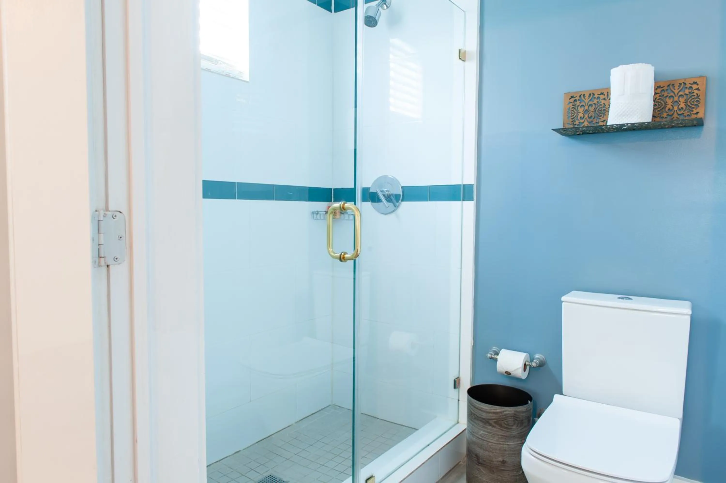 Bathroom in Oceanside Hotel and Suites