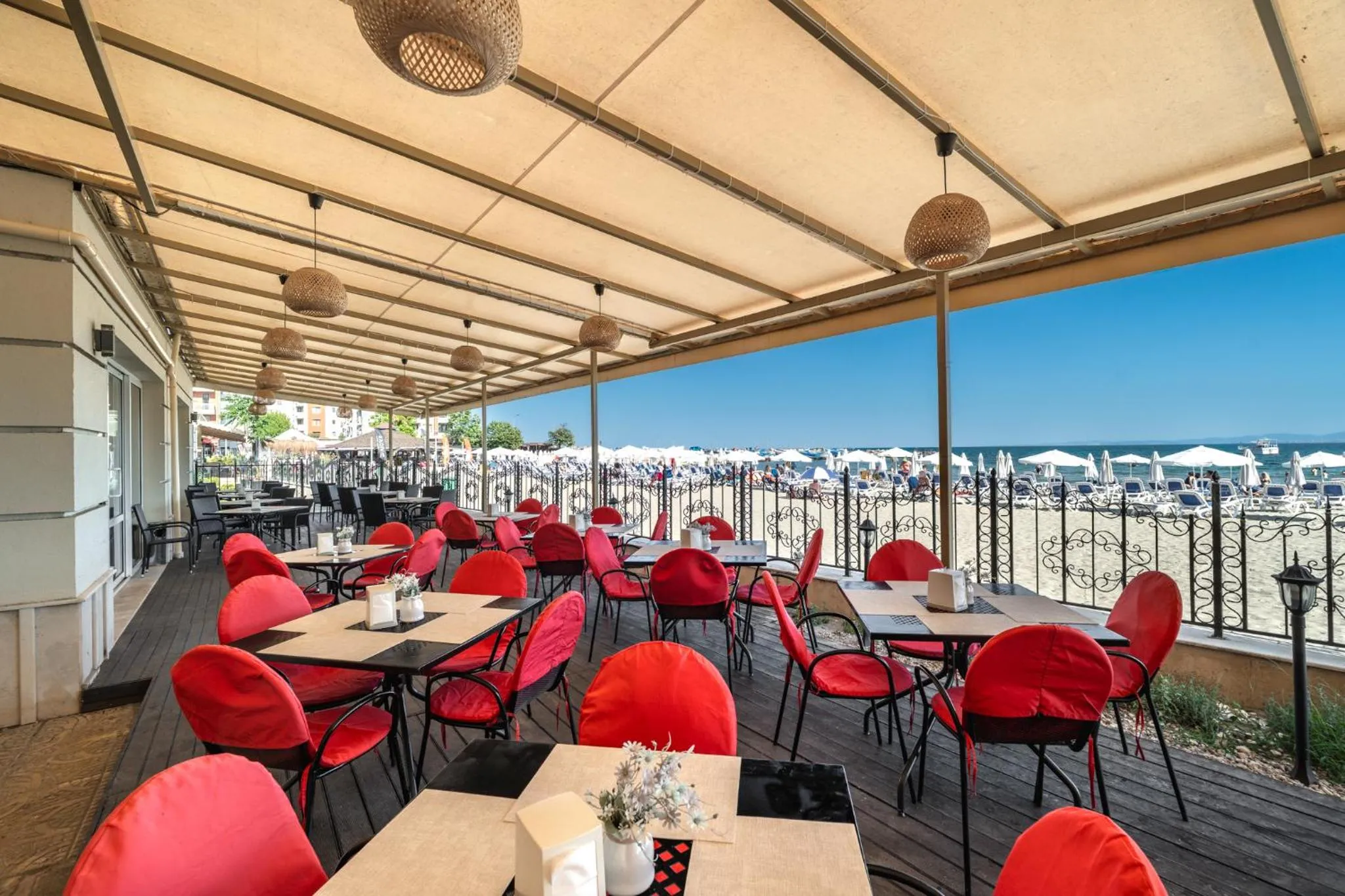 Restaurant/places to eat in Festa Pomorie Resort