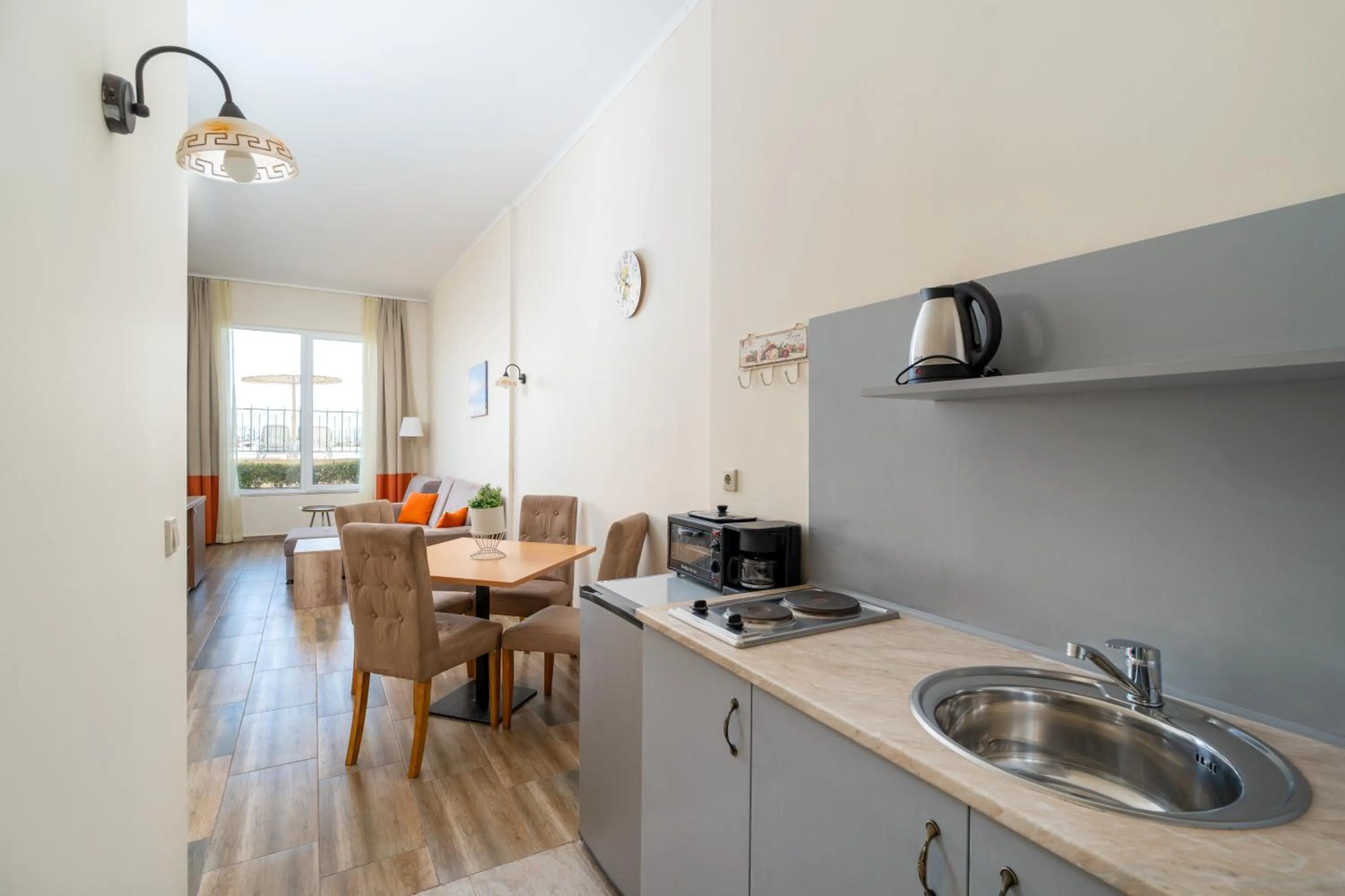 Communal lounge/ TV room in Festa Pomorie Resort