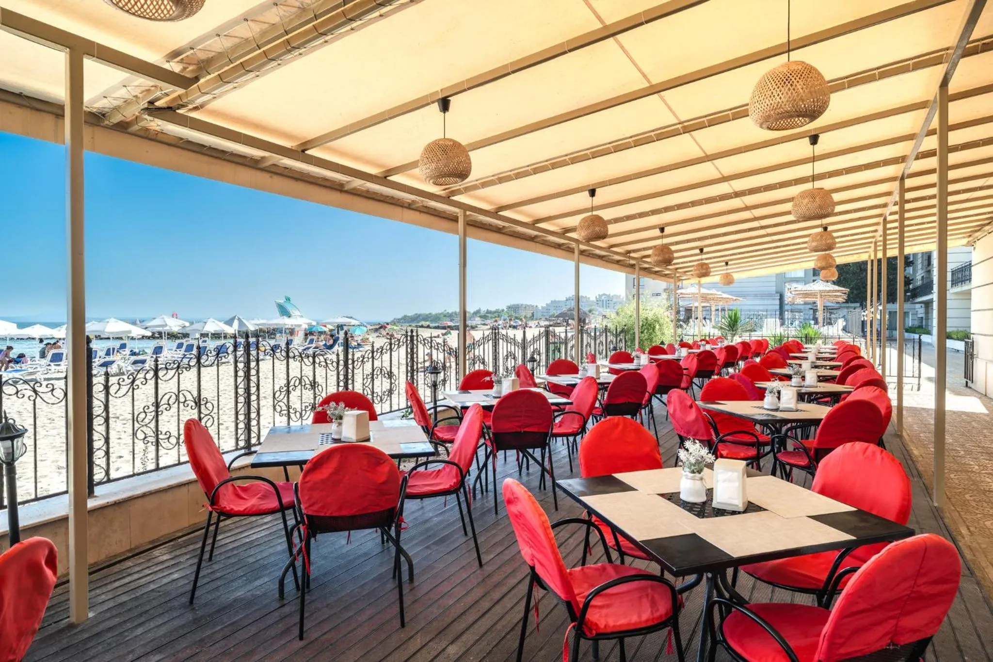 Restaurant/places to eat in Festa Pomorie Resort