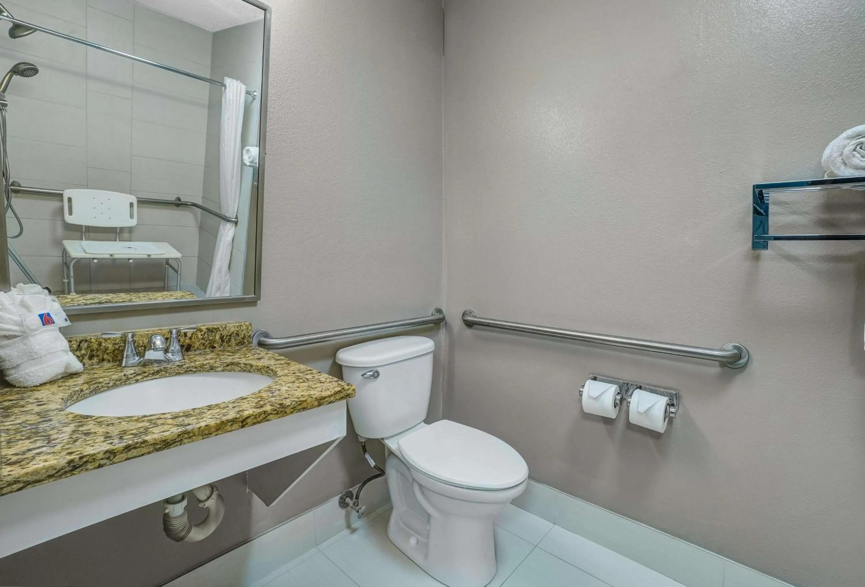 Photo of the whole room in Motel 6-Front Royal, VA