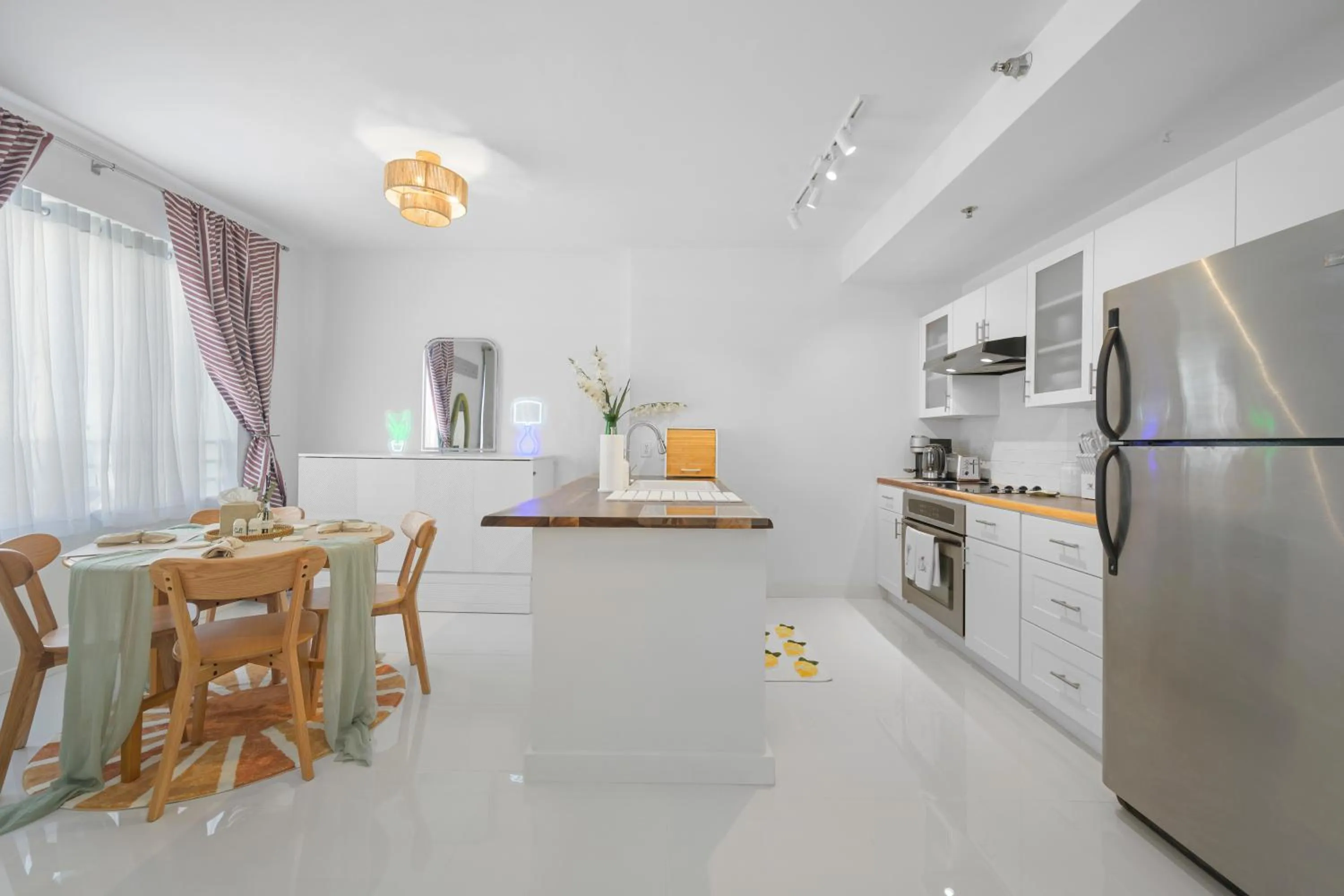Kitchen or kitchenette in Sage on Ocean Drive Apartments