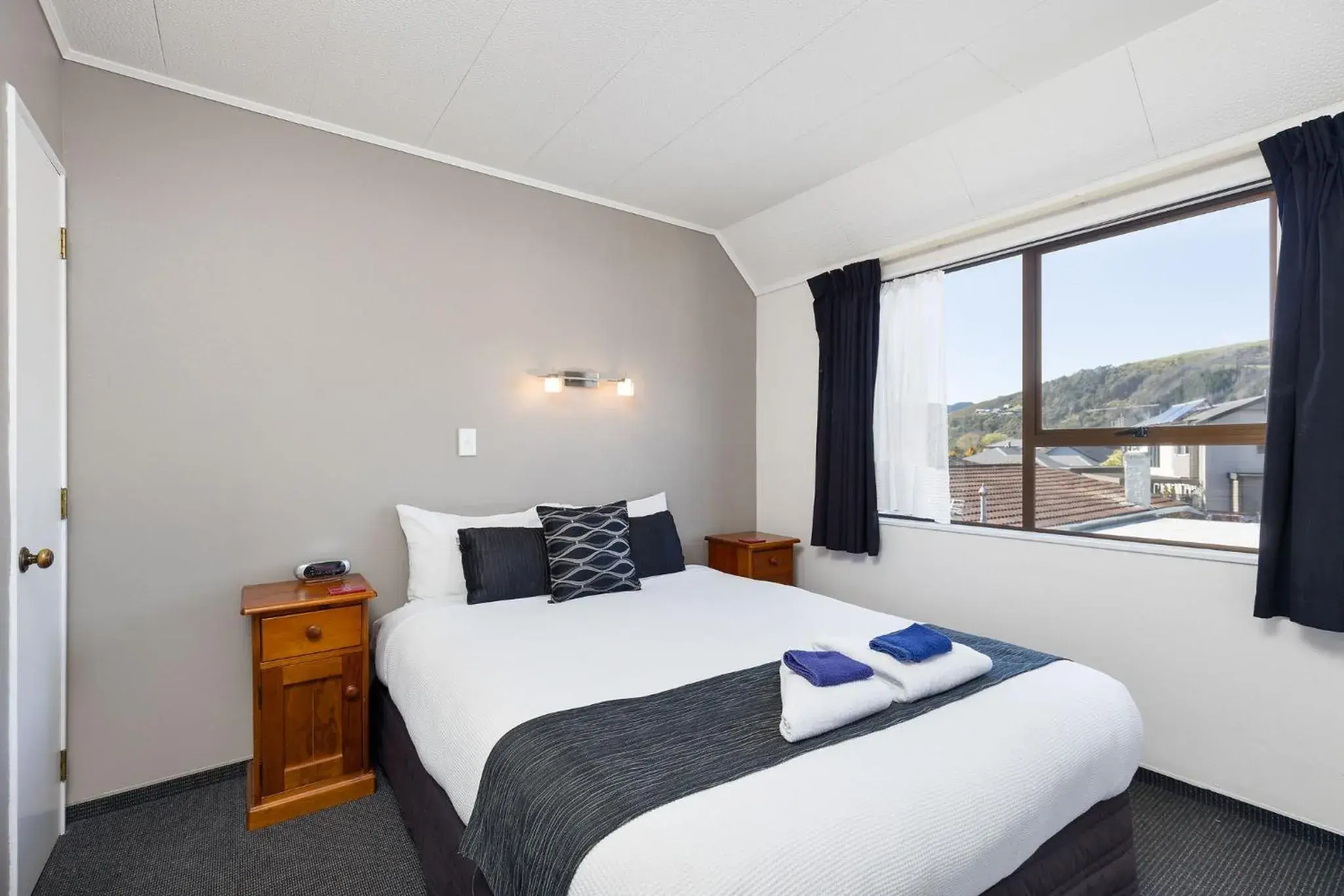 Bed in Kings Gate Motel Bed in Kings Gate Motel