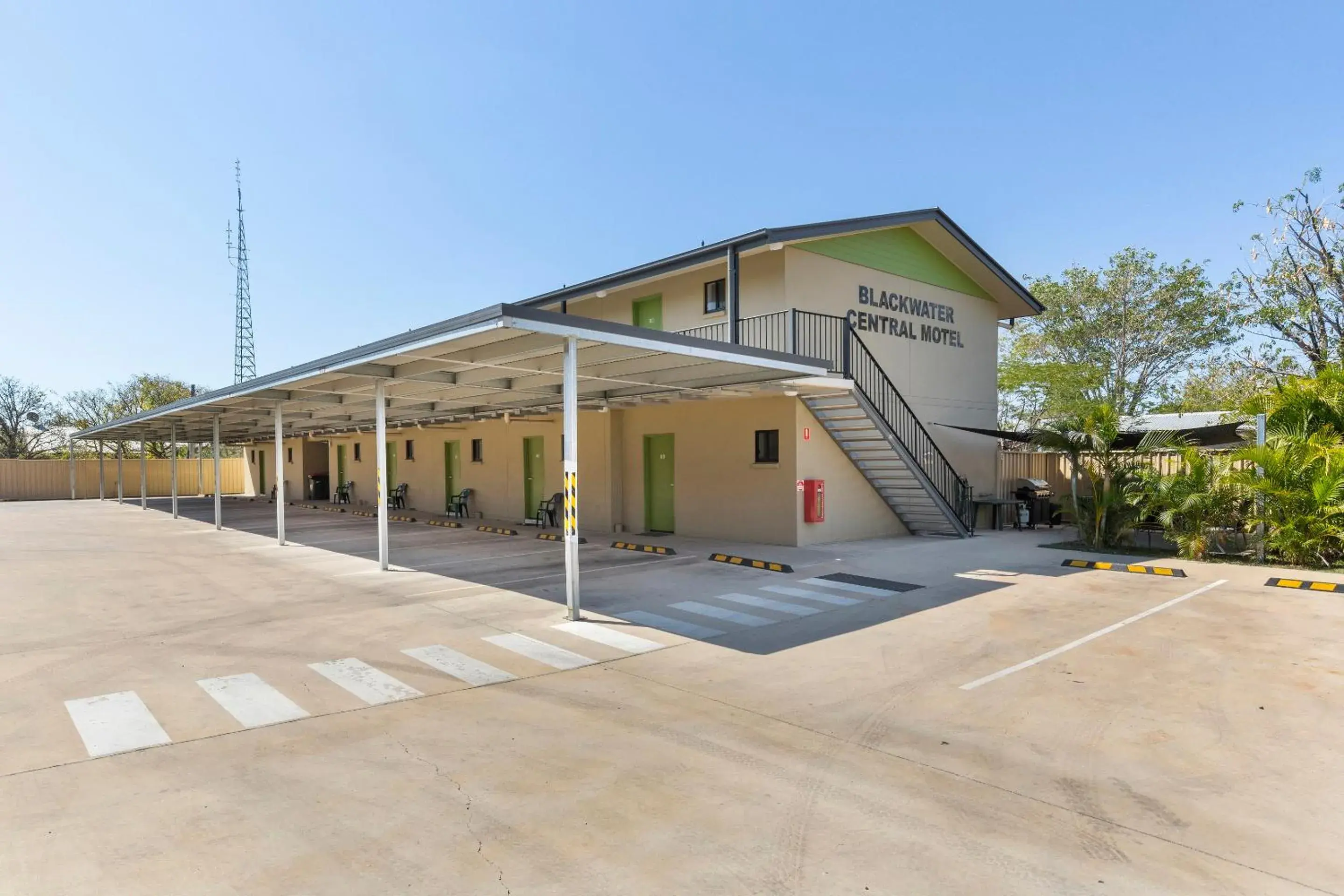 Property building in Discovery Parks - Blackwater Property building in Discovery Parks - Blackwater