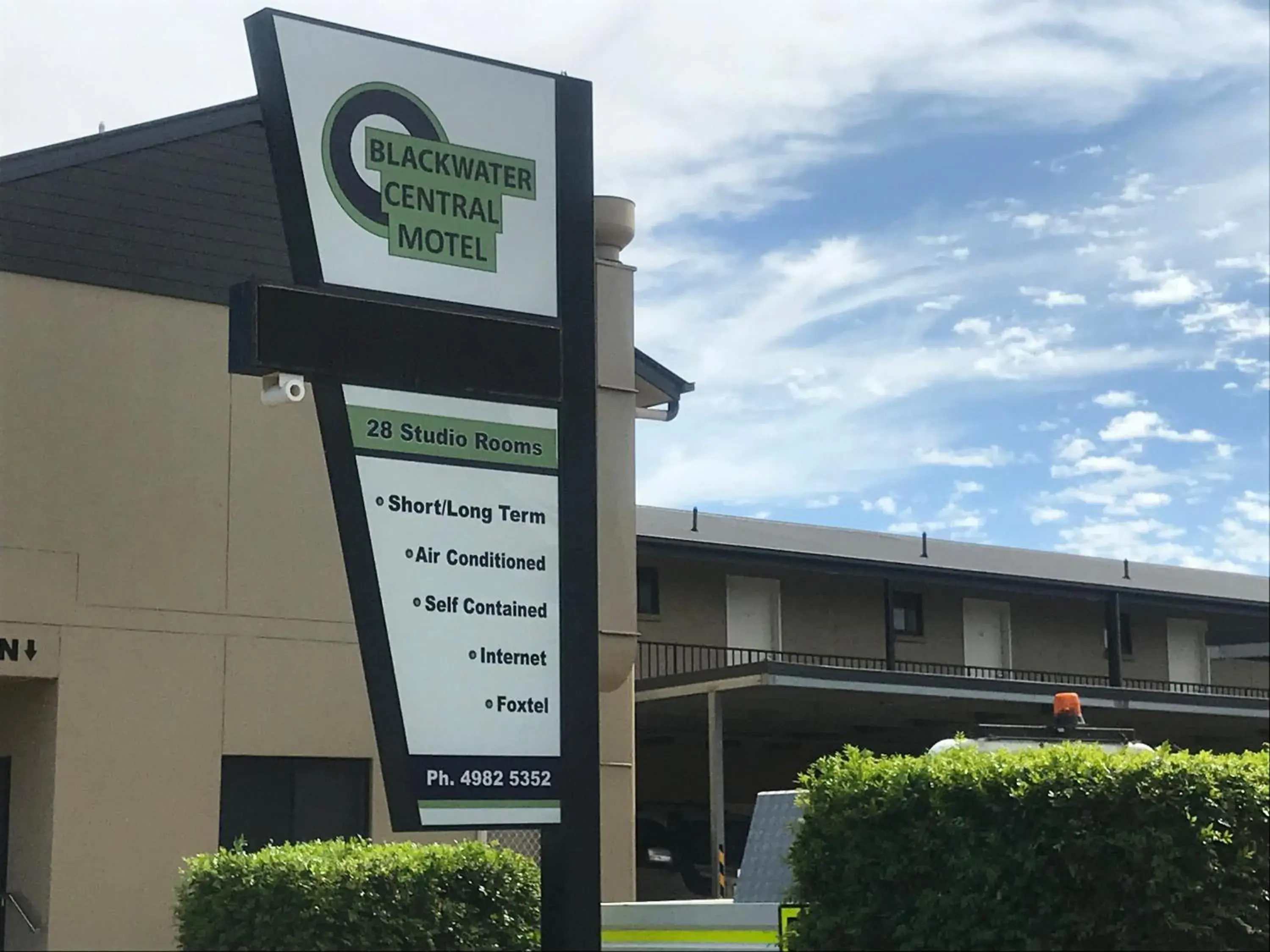 Facade/entrance in Discovery Parks - Blackwater Facade/entrance in Discovery Parks - Blackwater