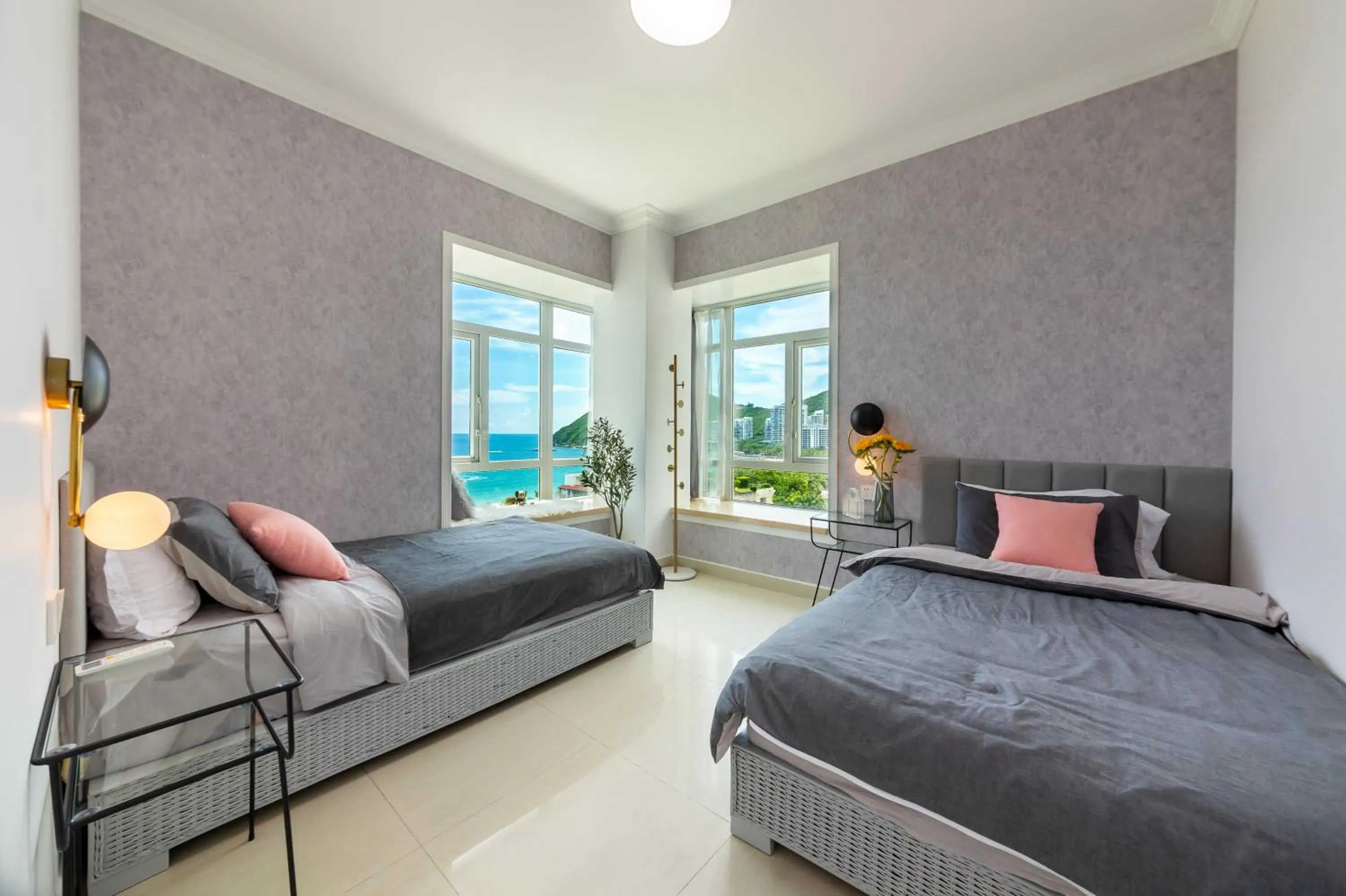 Bed in Sanya Sun Seaview Apartment