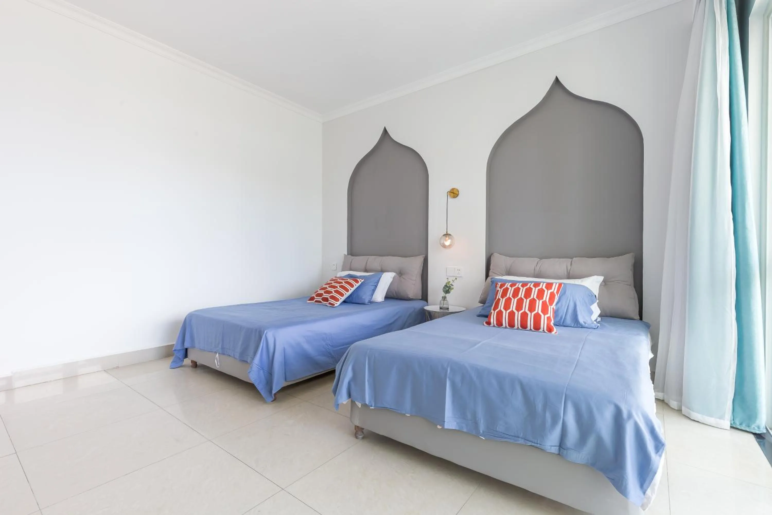 Bed in Sanya Sun Seaview Apartment