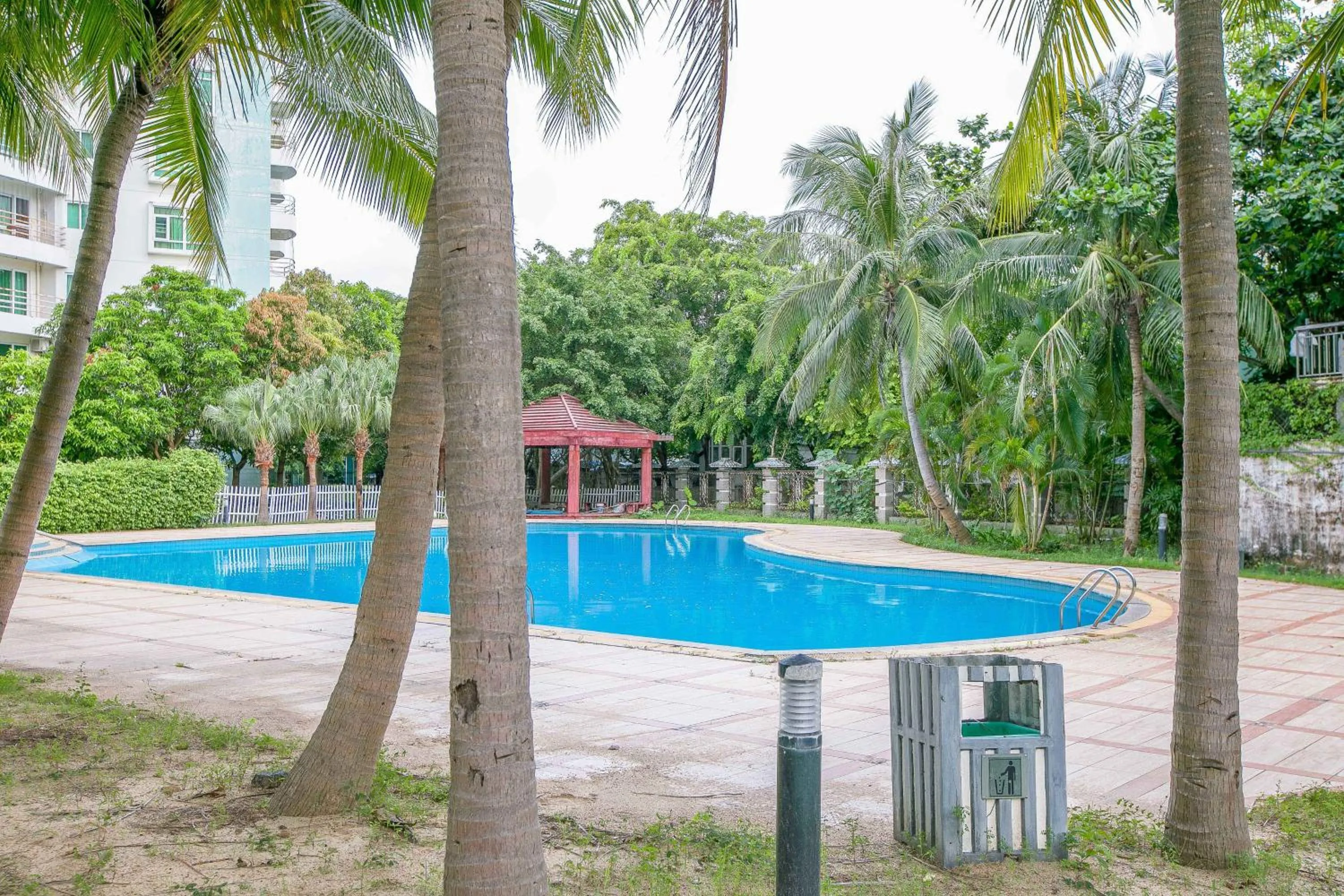 Pool view in Sanya Sun Seaview Apartment