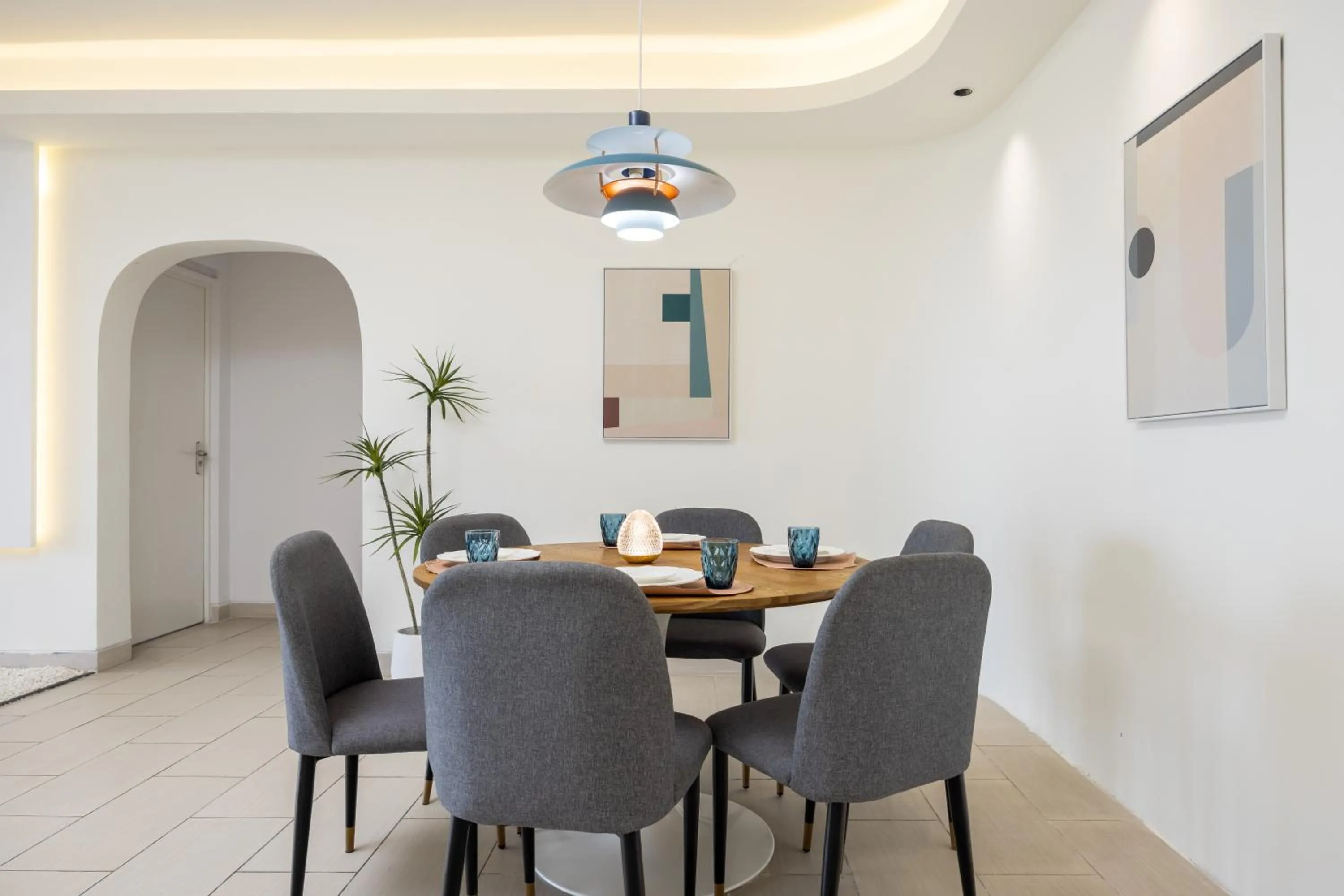 Dining area in Sanya Sun Seaview Apartment