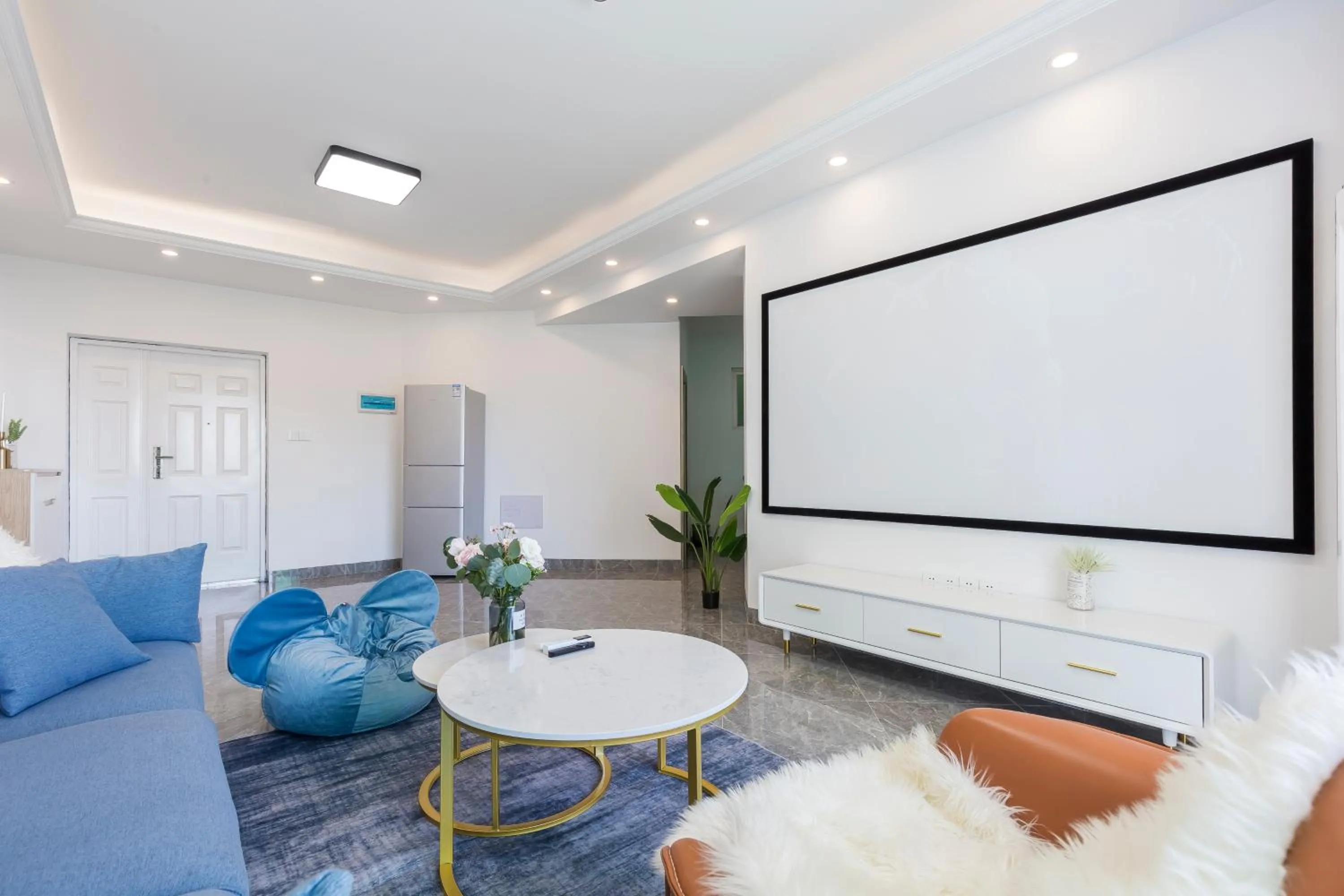 TV and multimedia in Sanya Sun Seaview Apartment