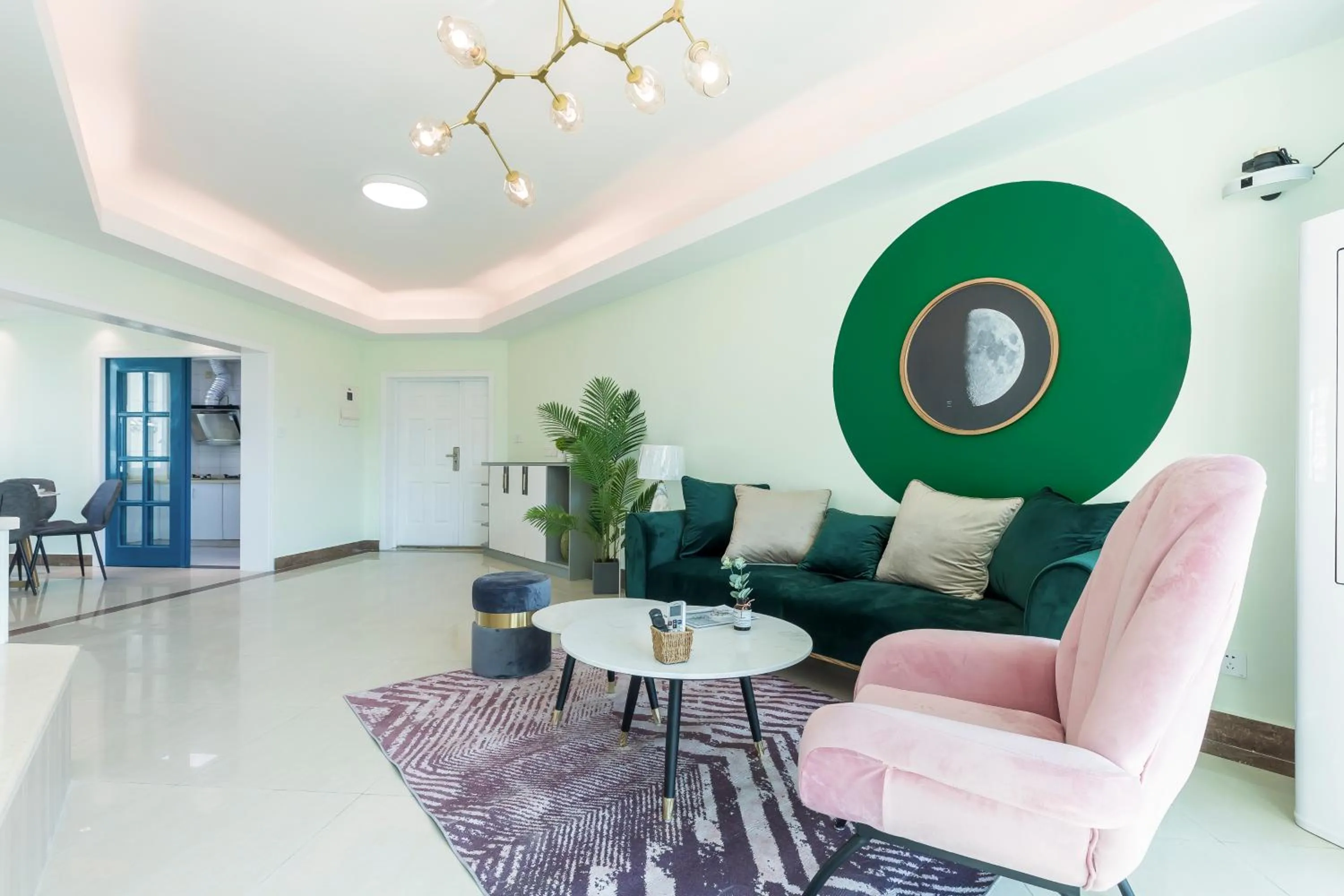 Living room in Sanya Sun Seaview Apartment