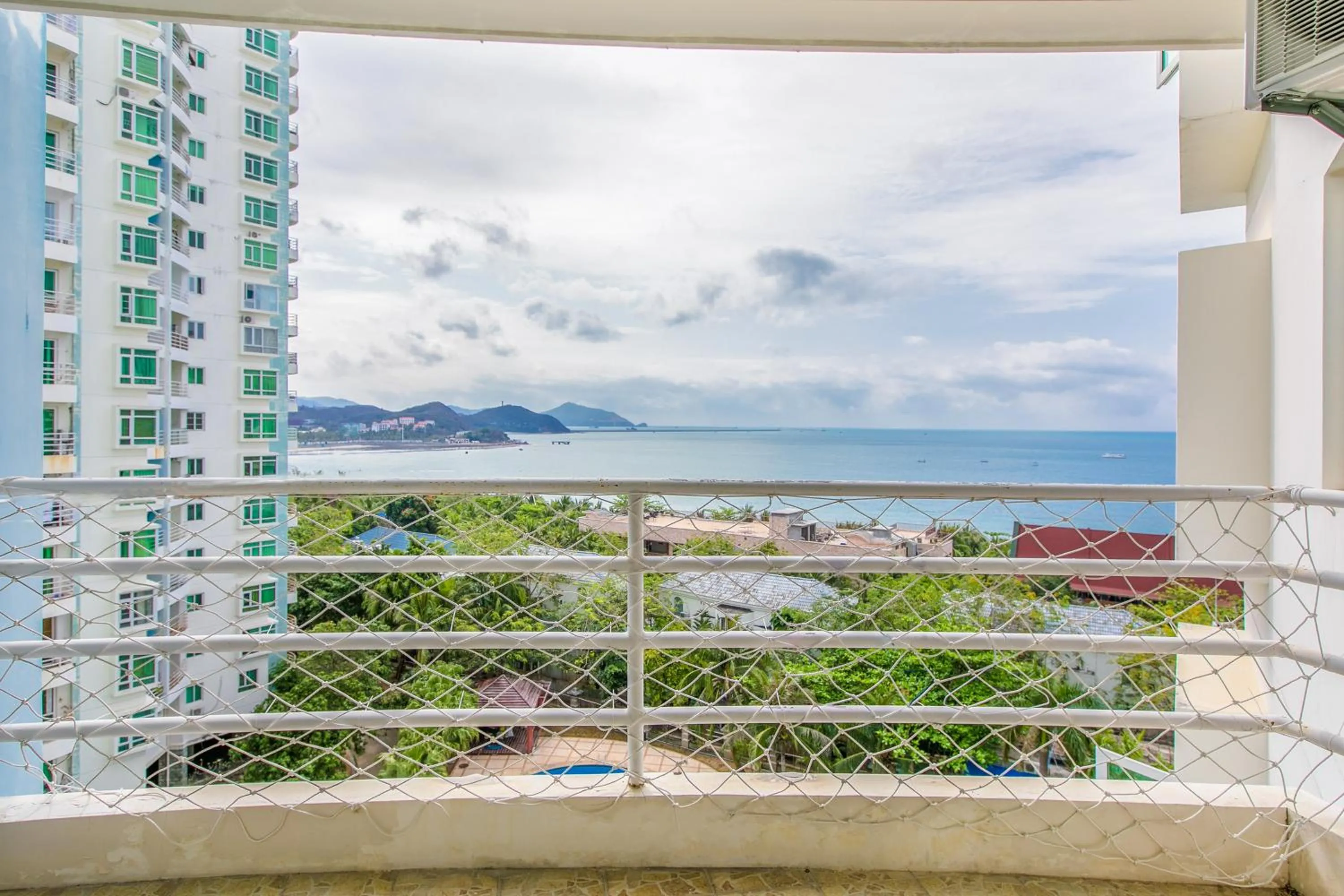 Balcony/Terrace in Sanya Sun Seaview Apartment