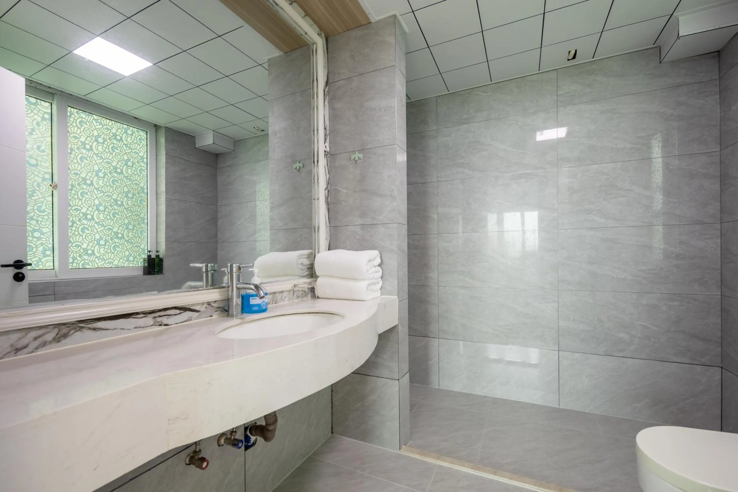 Shower in Sanya Sun Seaview Apartment