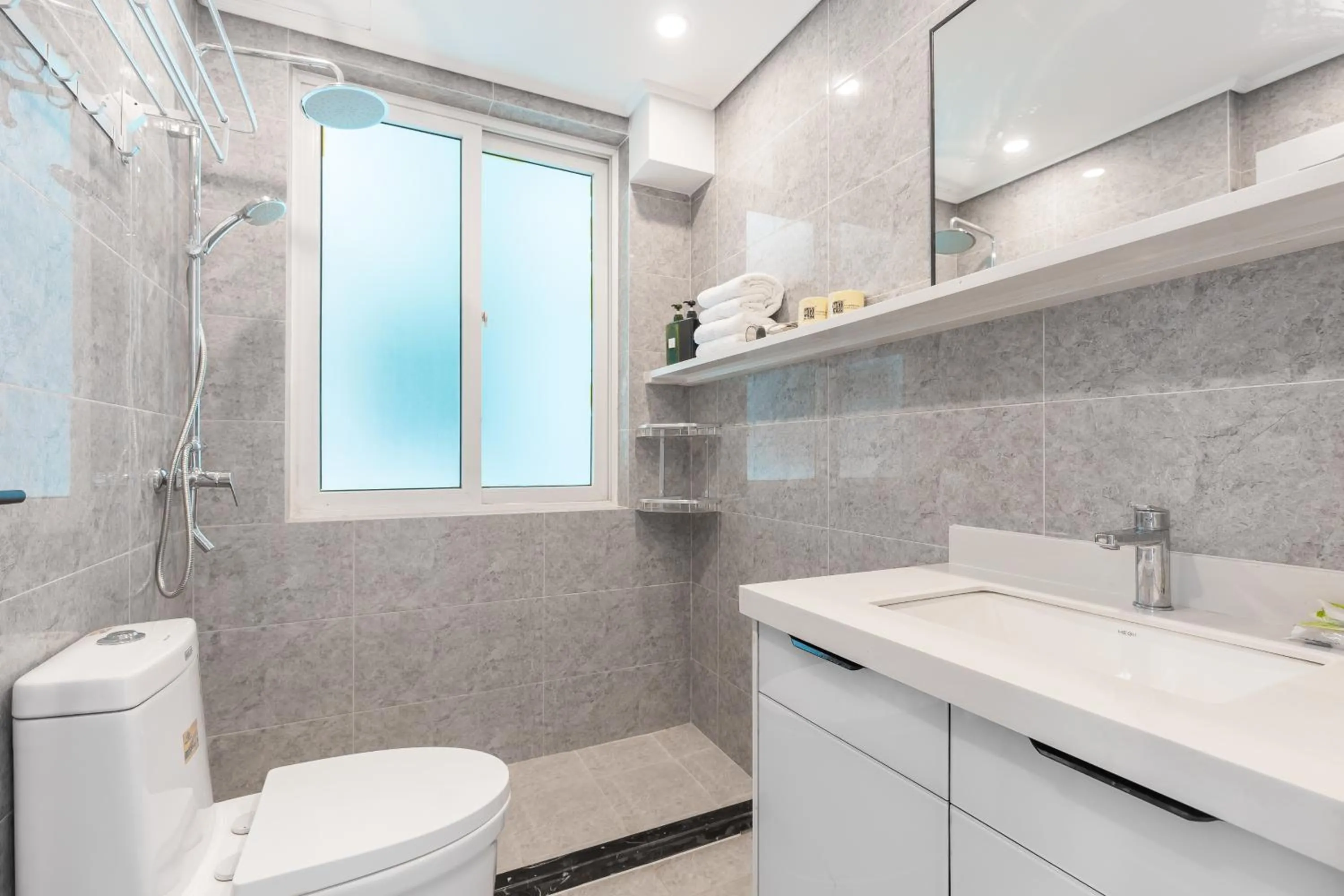 Shower in Sanya Sun Seaview Apartment