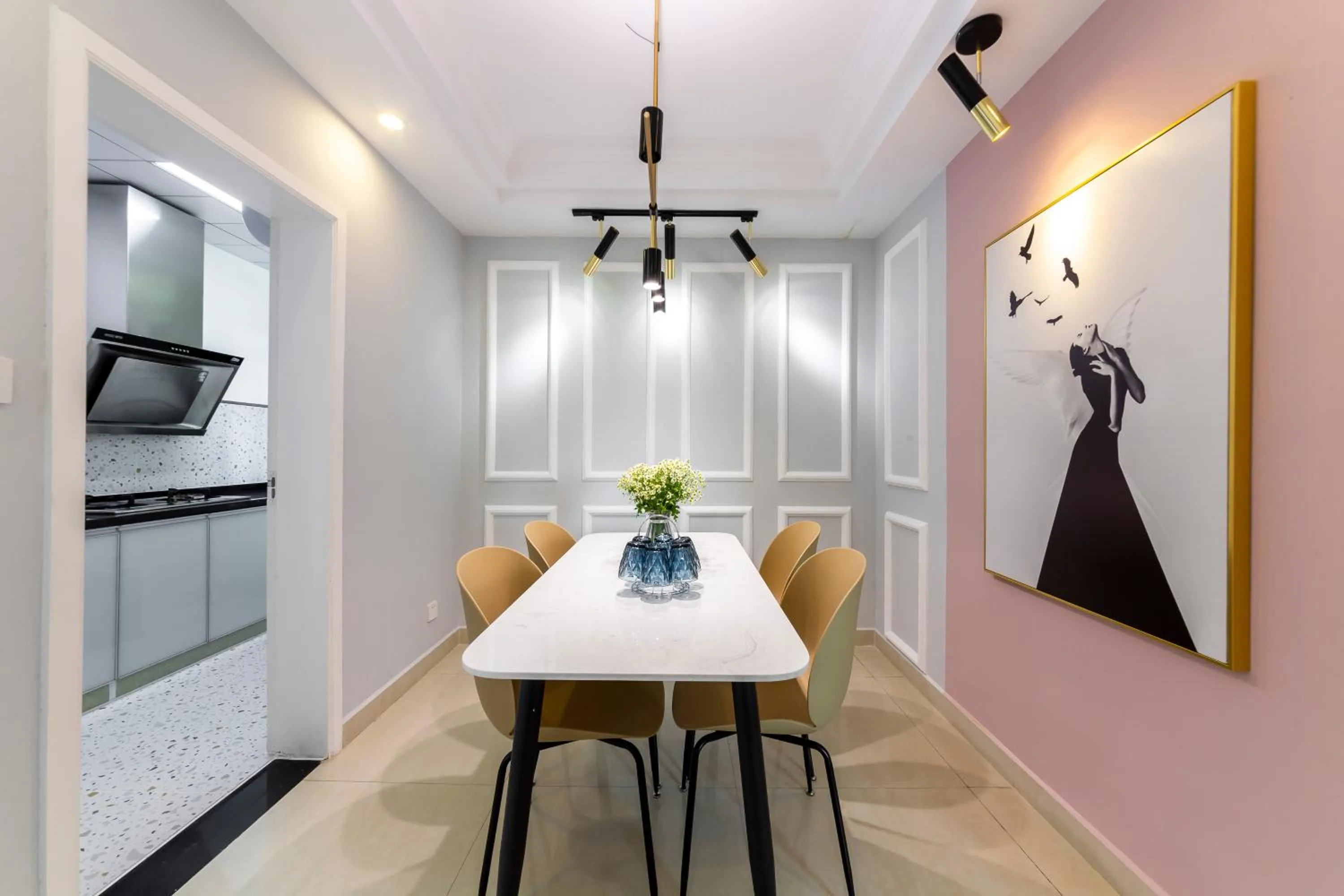 Kitchen or kitchenette in Sanya Sun Seaview Apartment