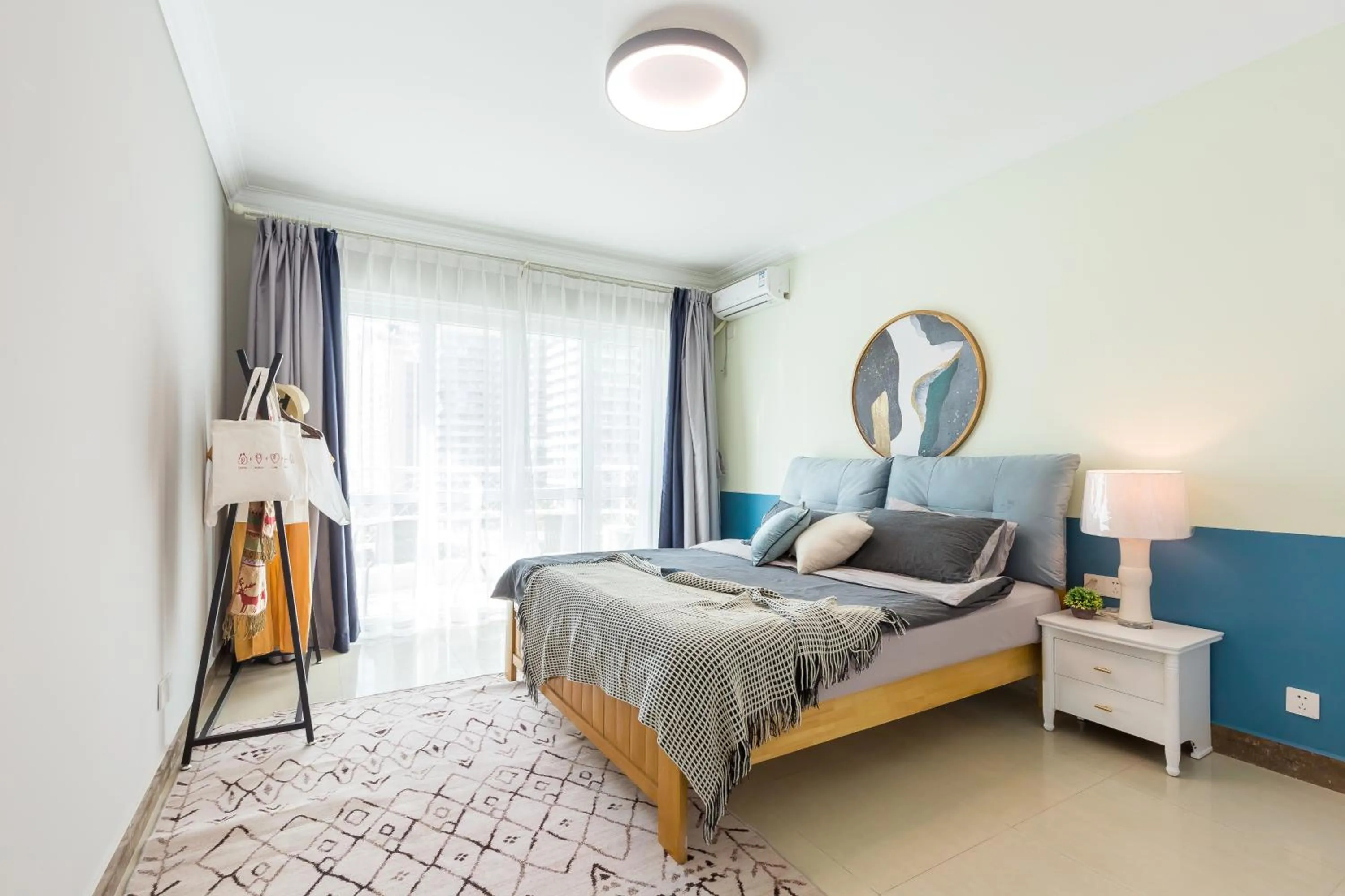Bed in Sanya Sun Seaview Apartment
