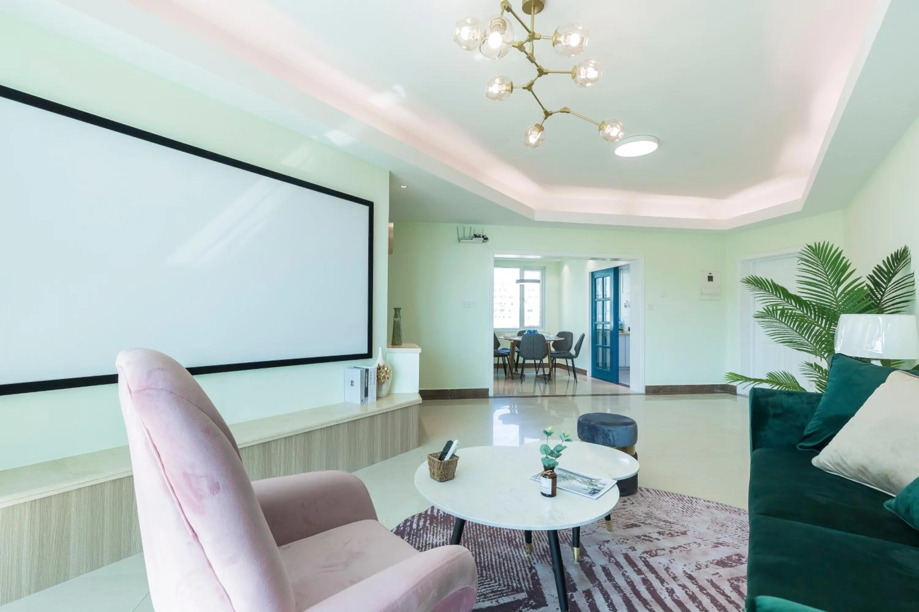 TV and multimedia in Sanya Sun Seaview Apartment