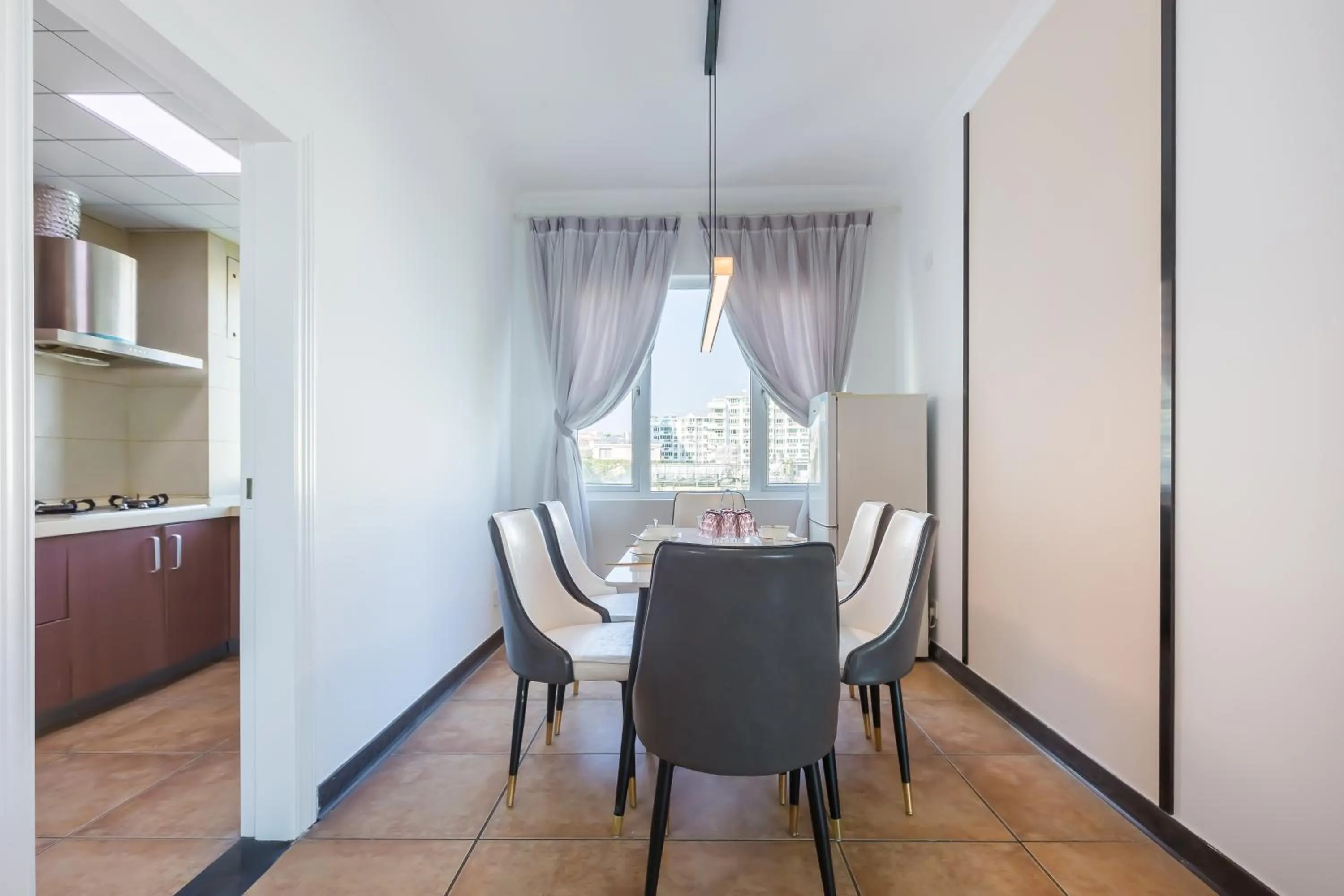 Dining area in Sanya Sun Seaview Apartment