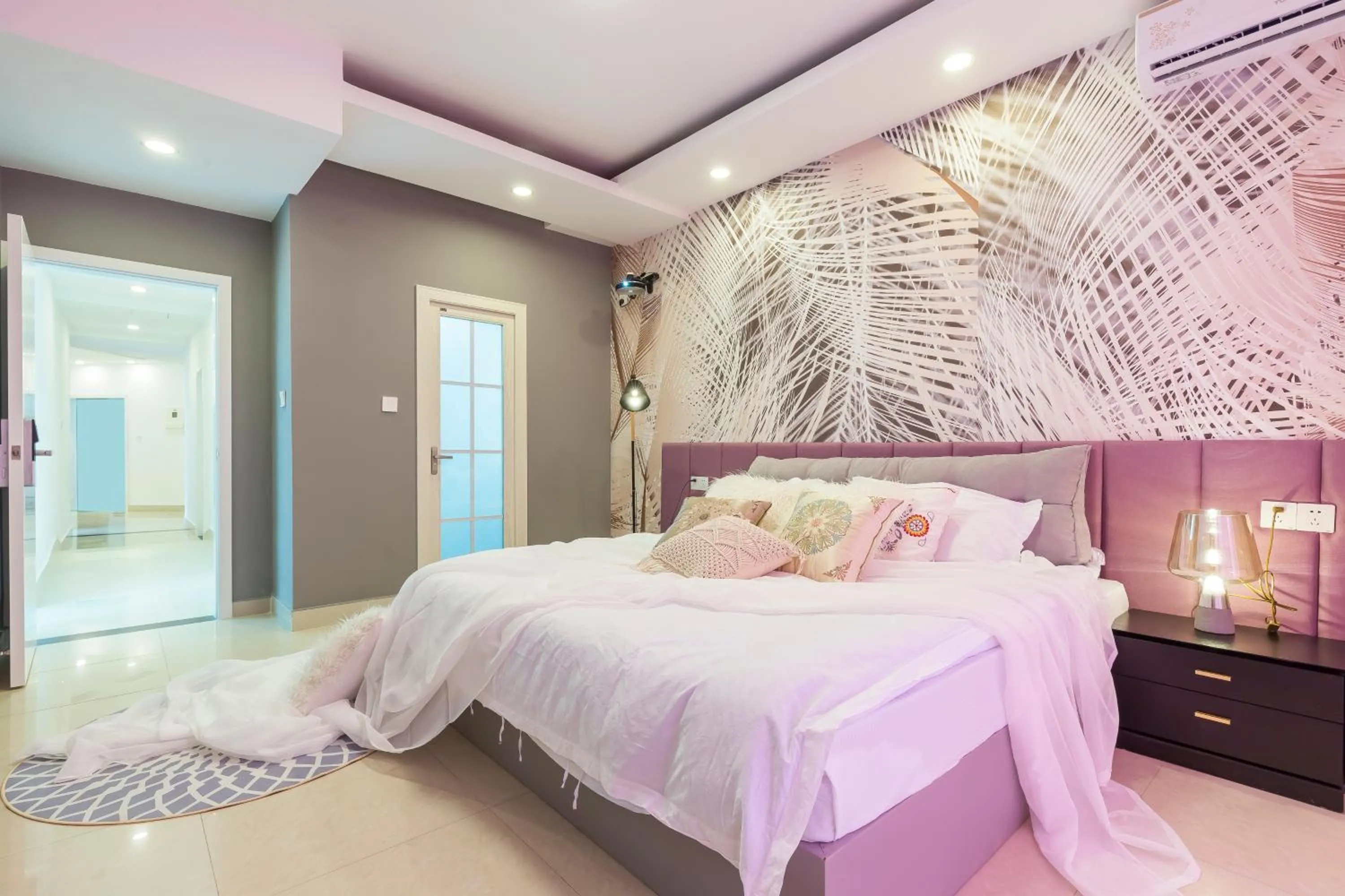 Bed in Sanya Sun Seaview Apartment