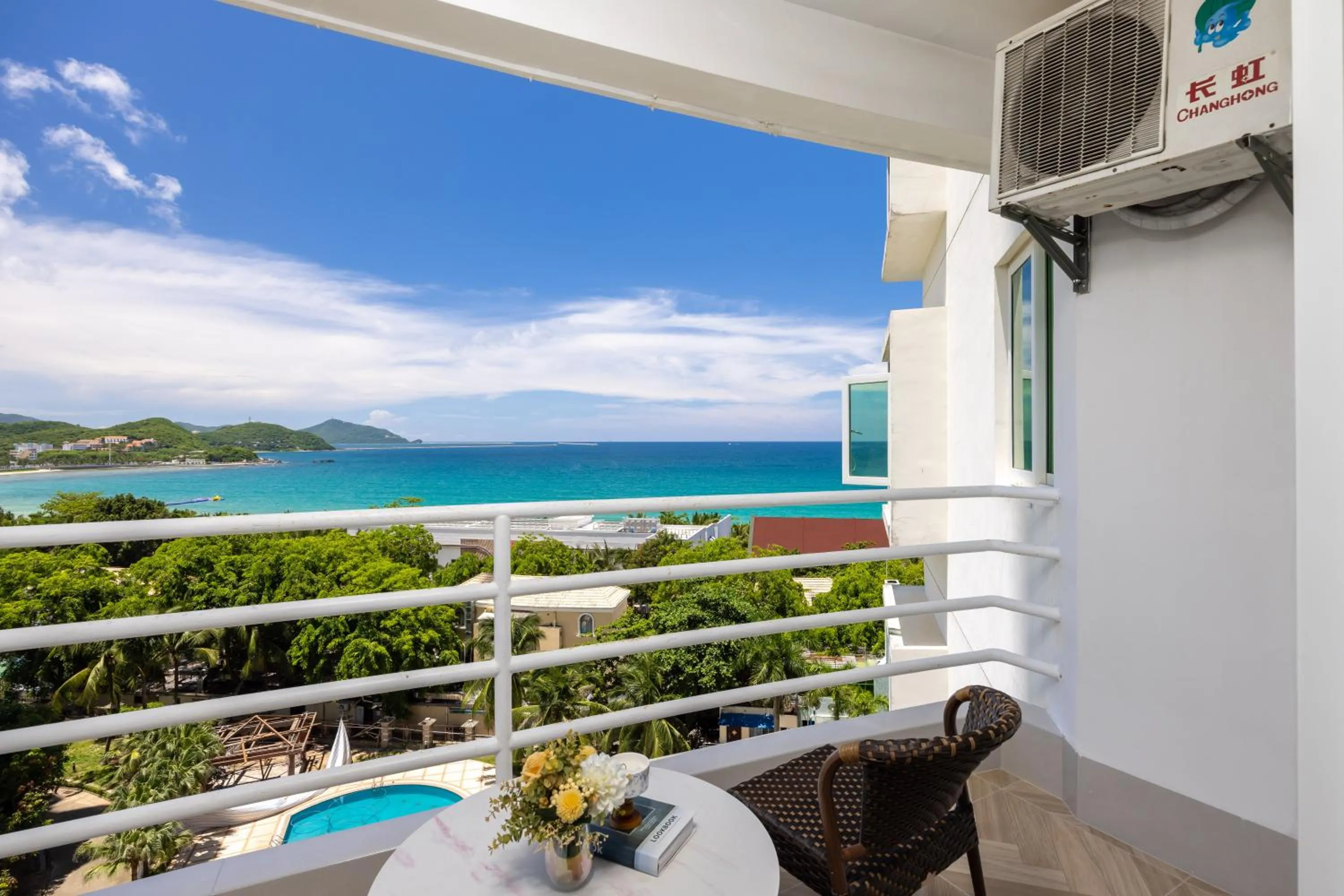Balcony/Terrace in Sanya Sun Seaview Apartment