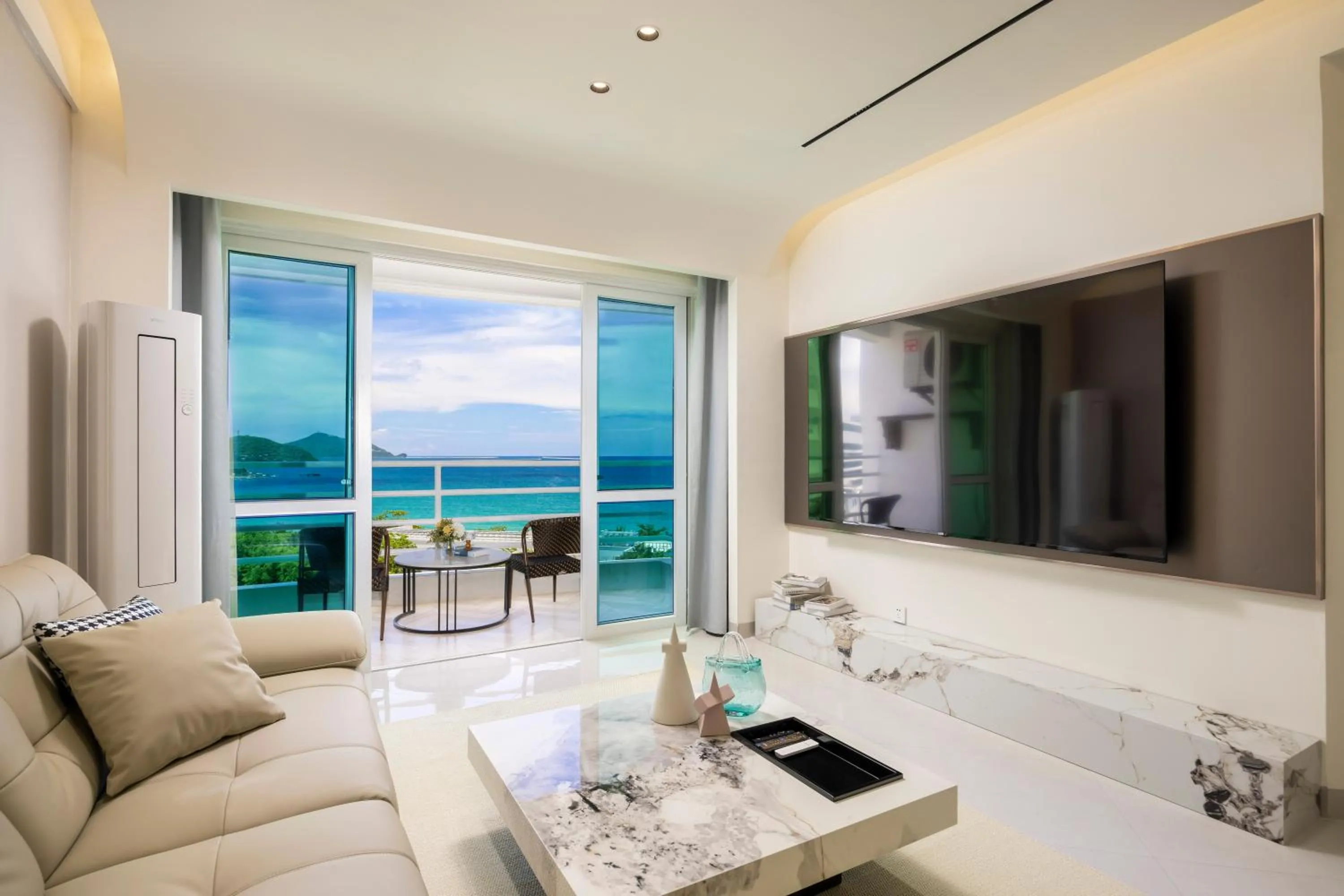 Living room in Sanya Sun Seaview Apartment
