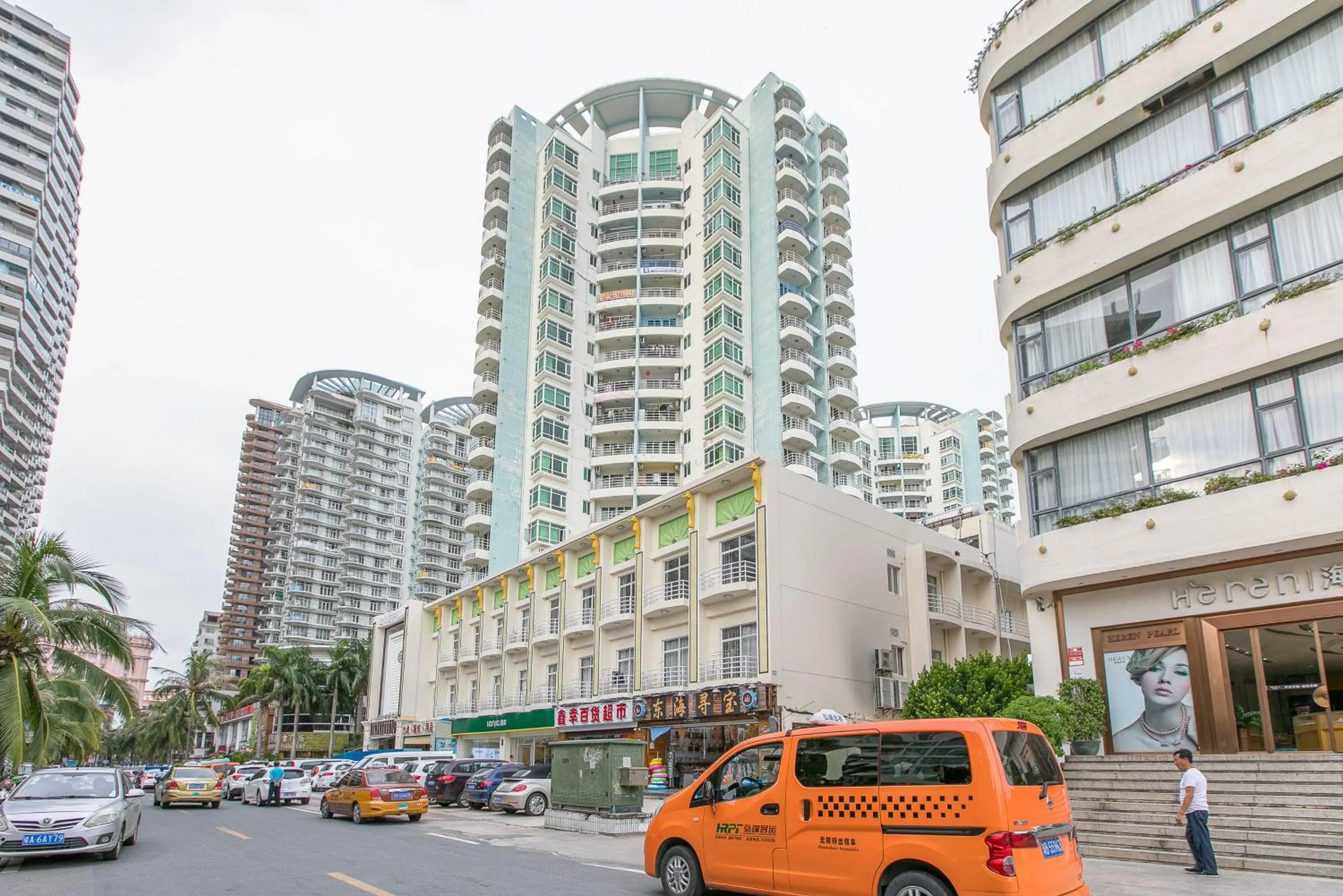 Neighbourhood in Sanya Sun Seaview Apartment