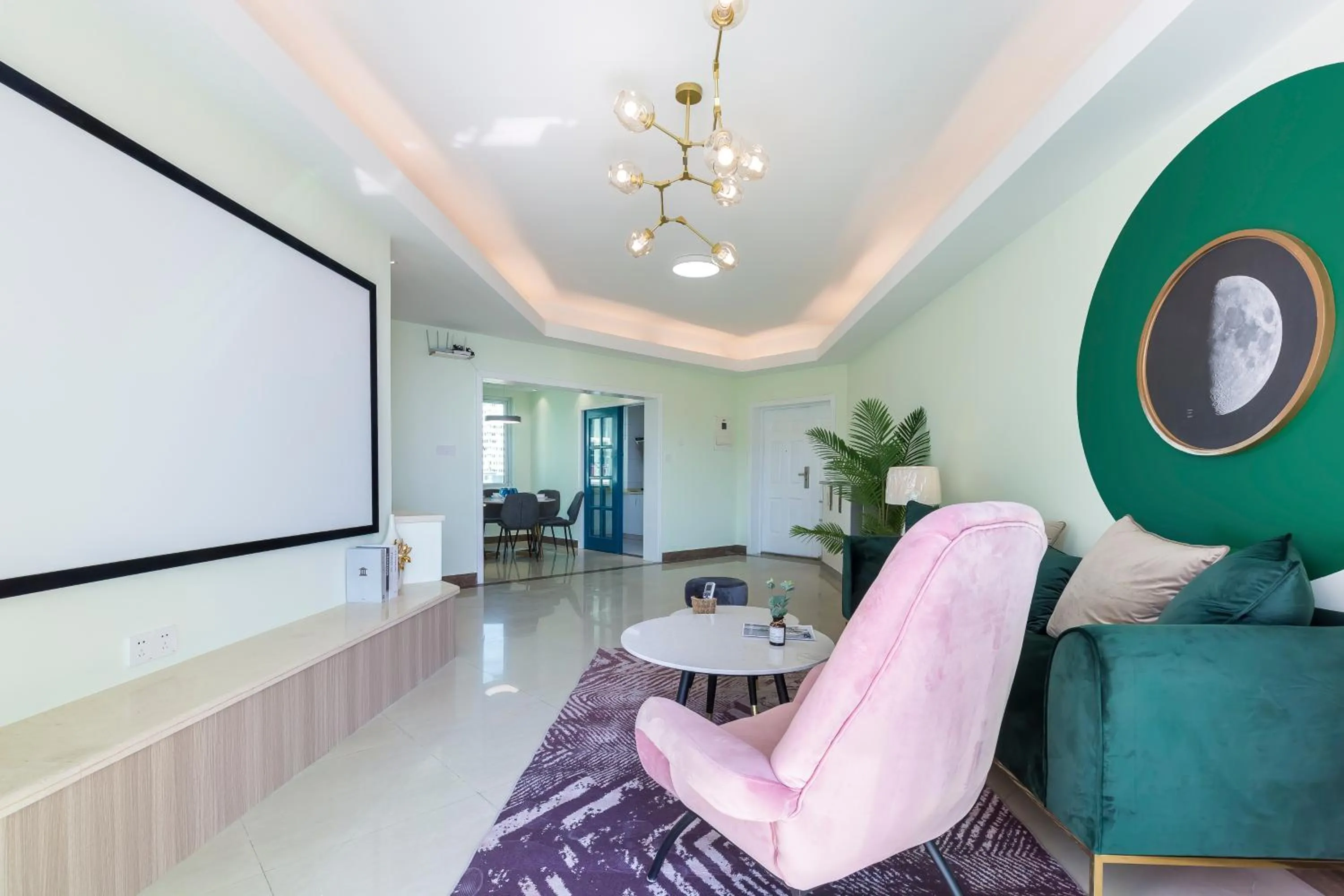 TV and multimedia in Sanya Sun Seaview Apartment