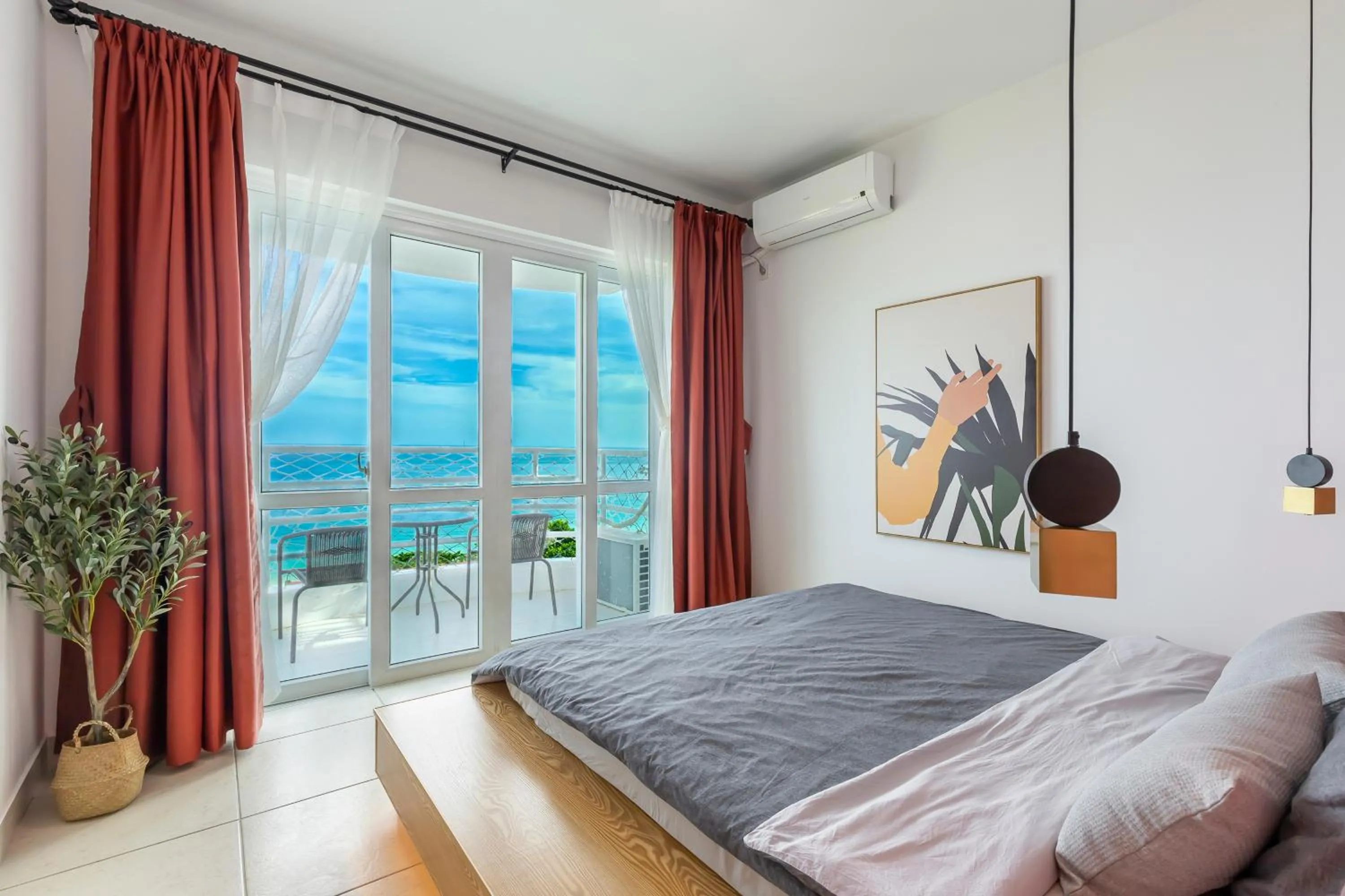 Bed in Sanya Sun Seaview Apartment