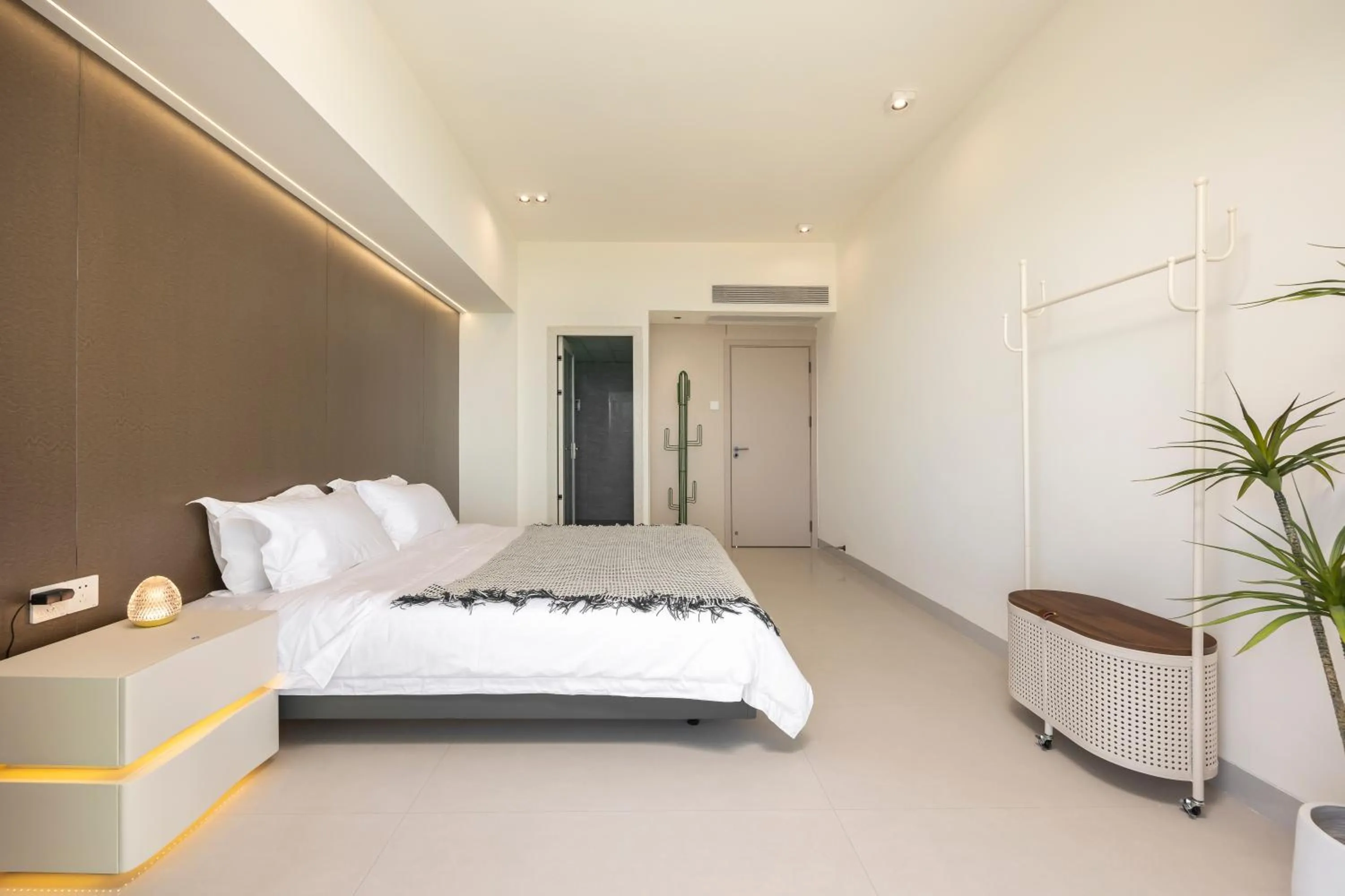 Bed in Sanya Sun Seaview Apartment