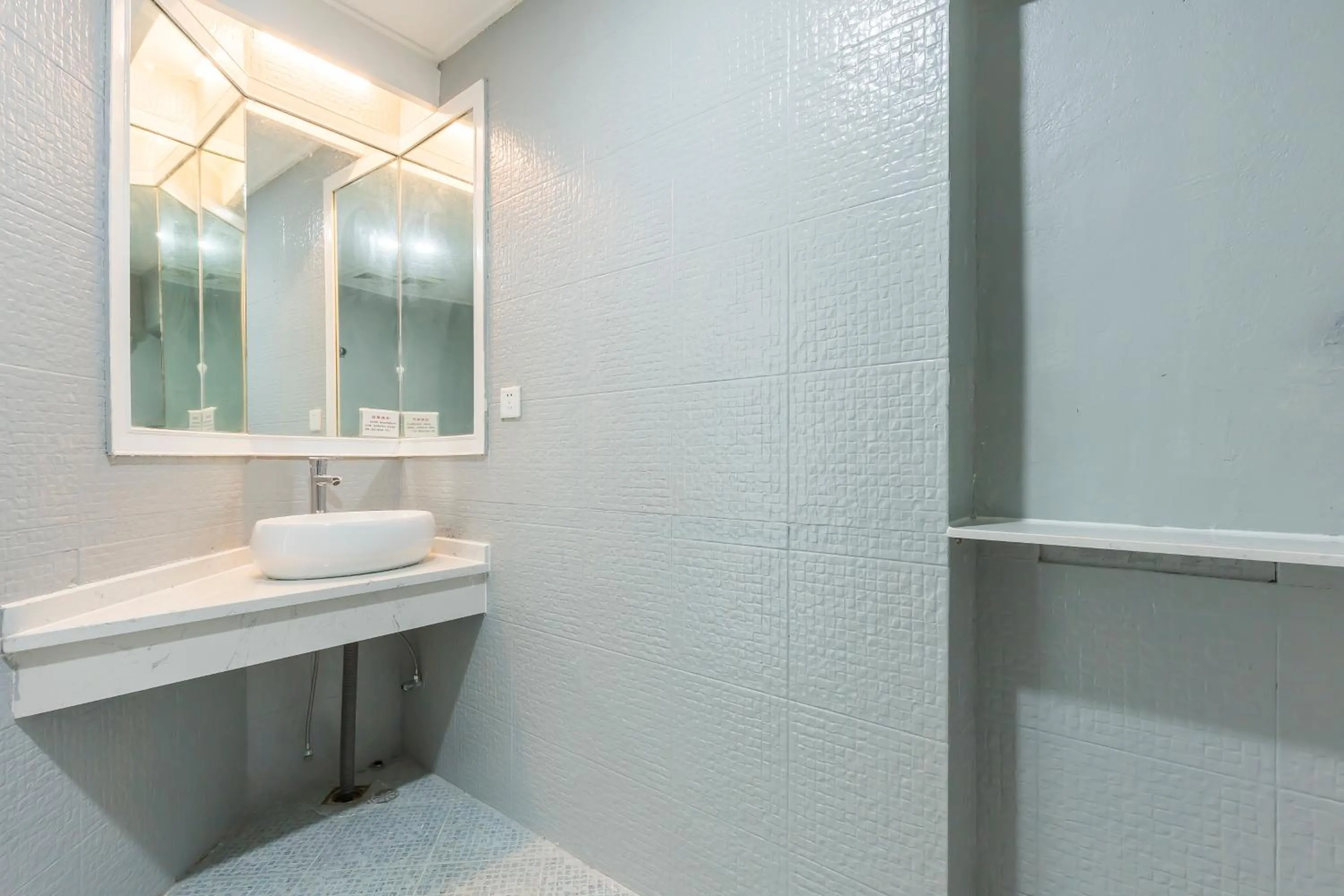 Bathroom in Sanya Sun Seaview Apartment