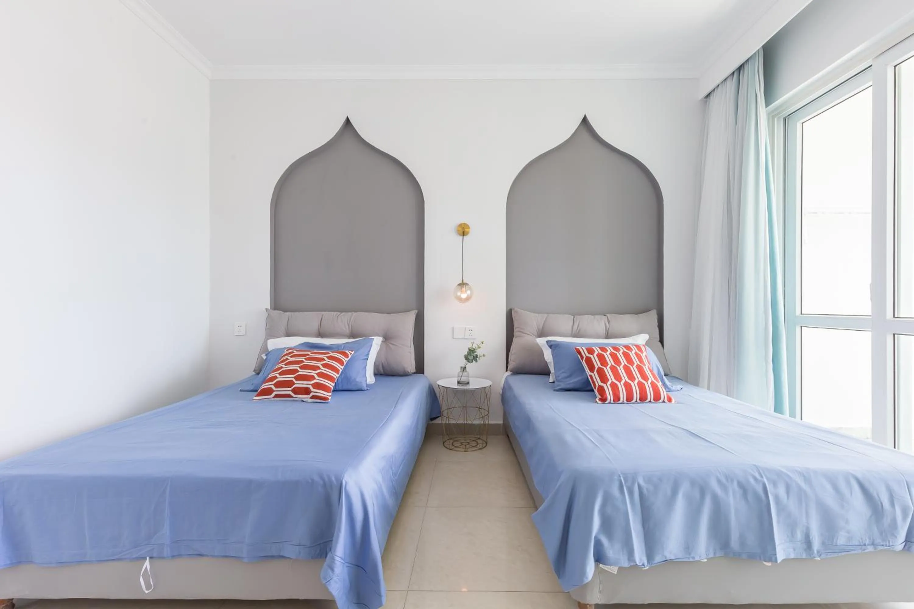 Bedroom, Bed in Sanya Sun Seaview Apartment