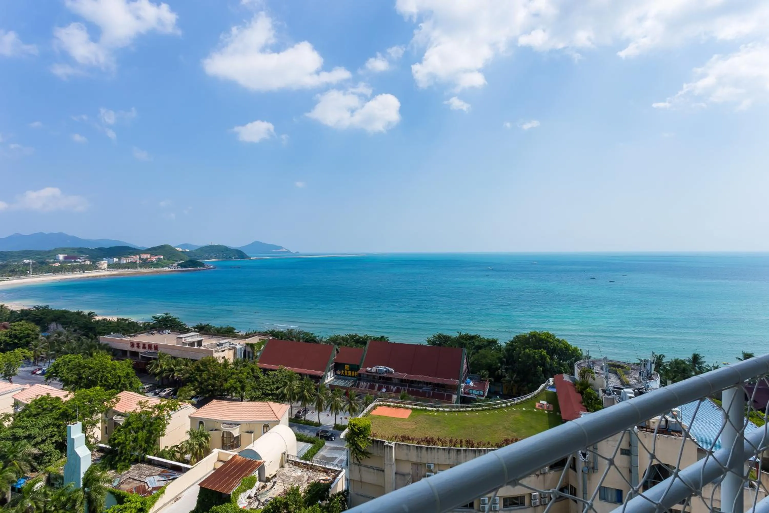 Sea view in Sanya Sun Seaview Apartment