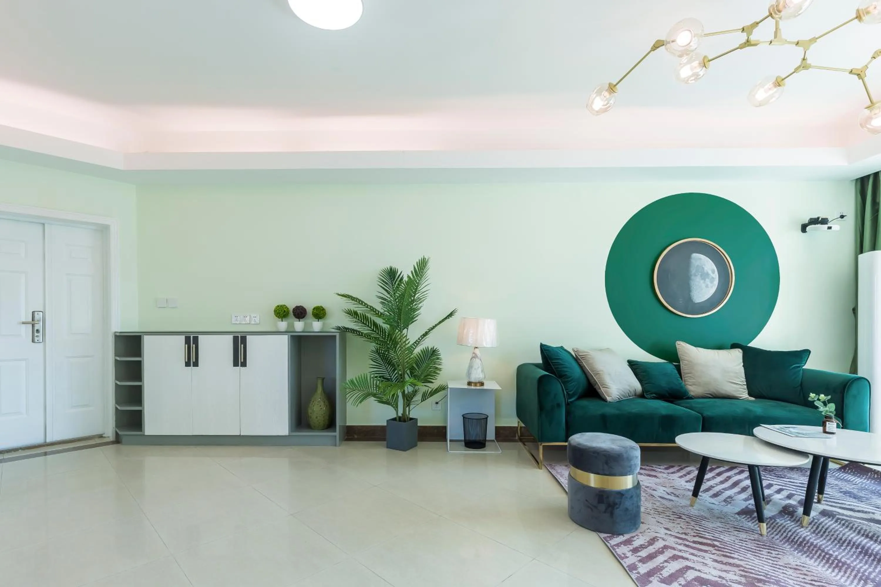 Living room in Sanya Sun Seaview Apartment