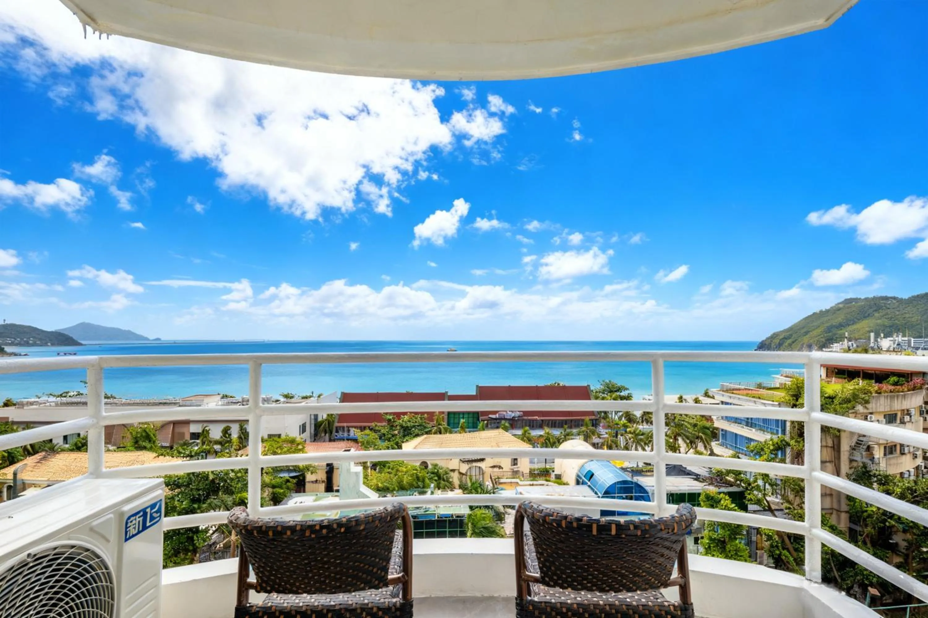 Balcony/Terrace in Sanya Sun Seaview Apartment