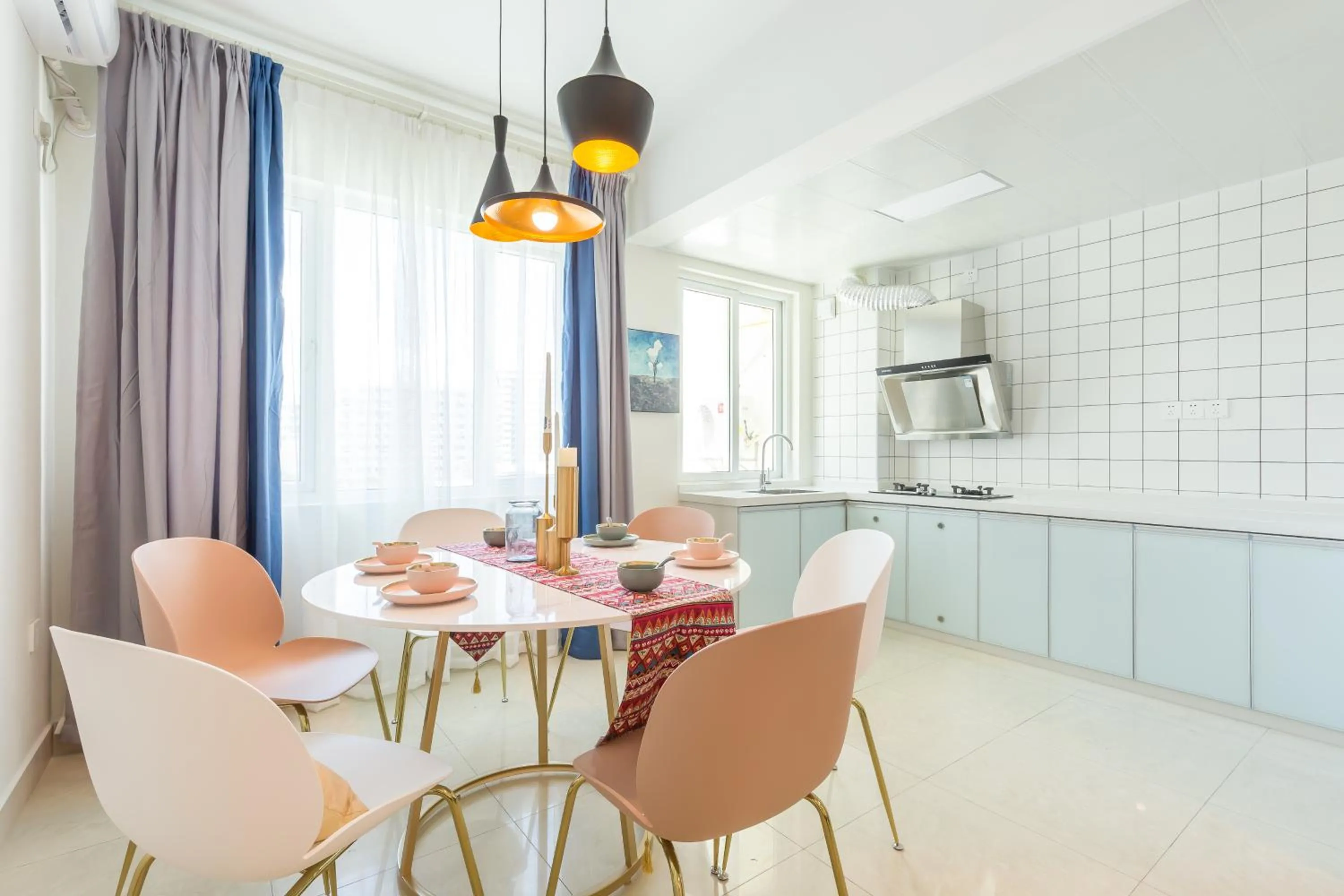 Kitchen or kitchenette in Sanya Sun Seaview Apartment