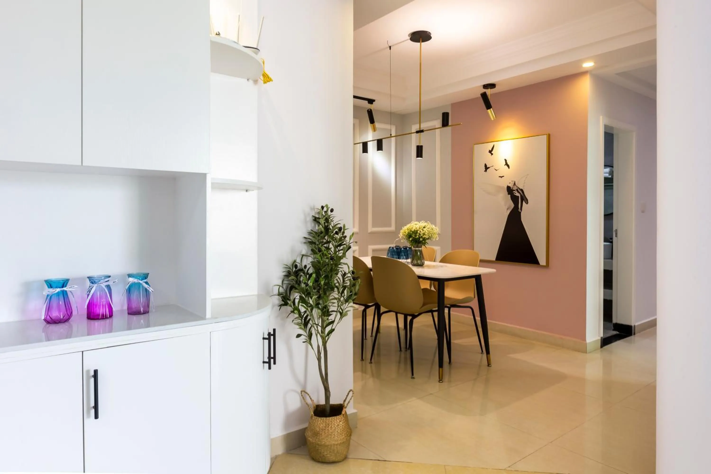 Dining area in Sanya Sun Seaview Apartment